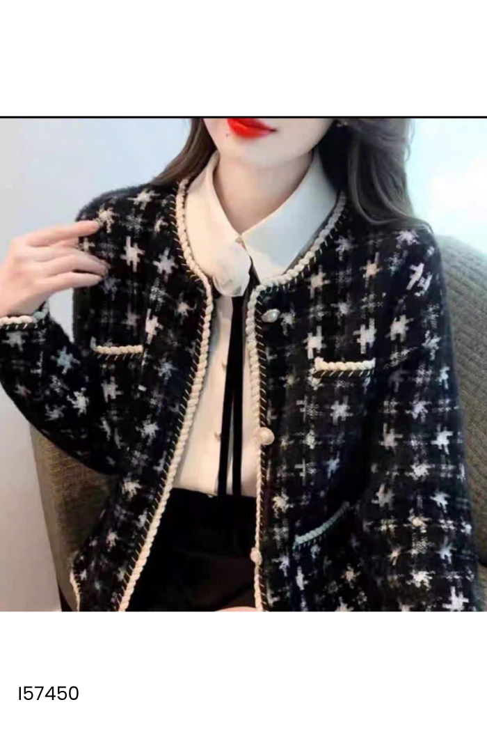 Áo khoác đen họa tiết trắng