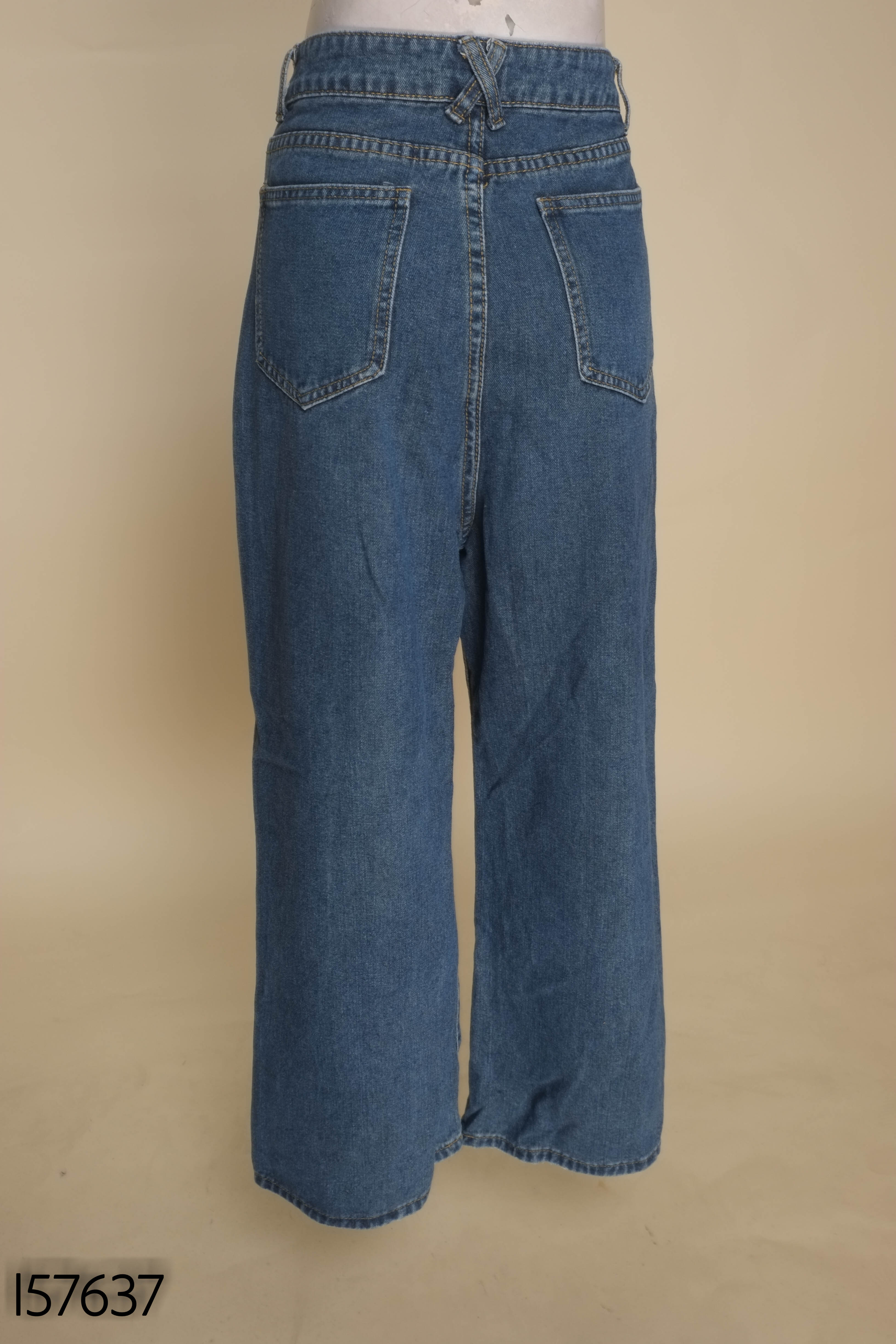 Quần jeans xanh trơn ống rộng