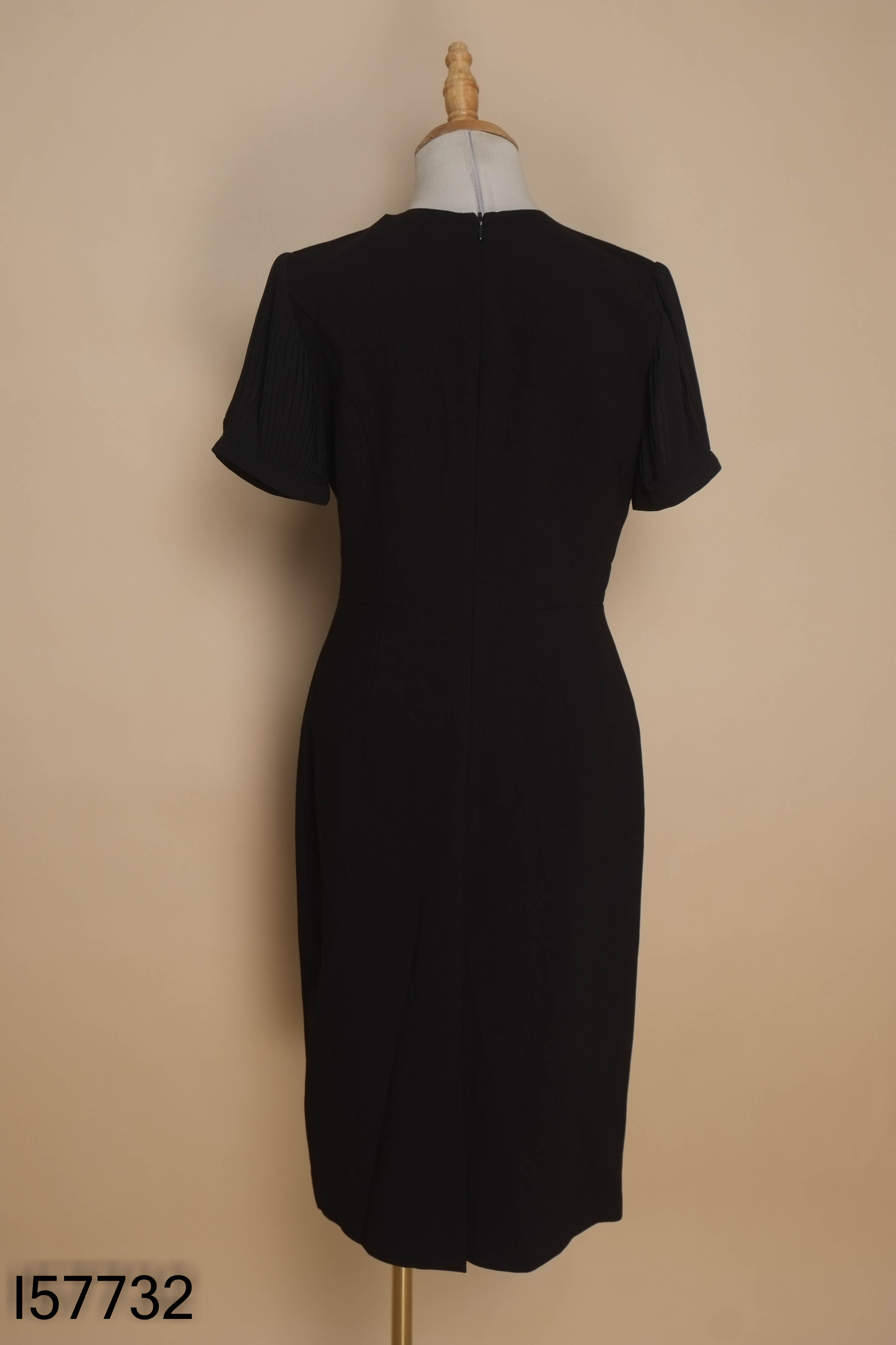 Váy đen tay xếp li CHIC-LAND