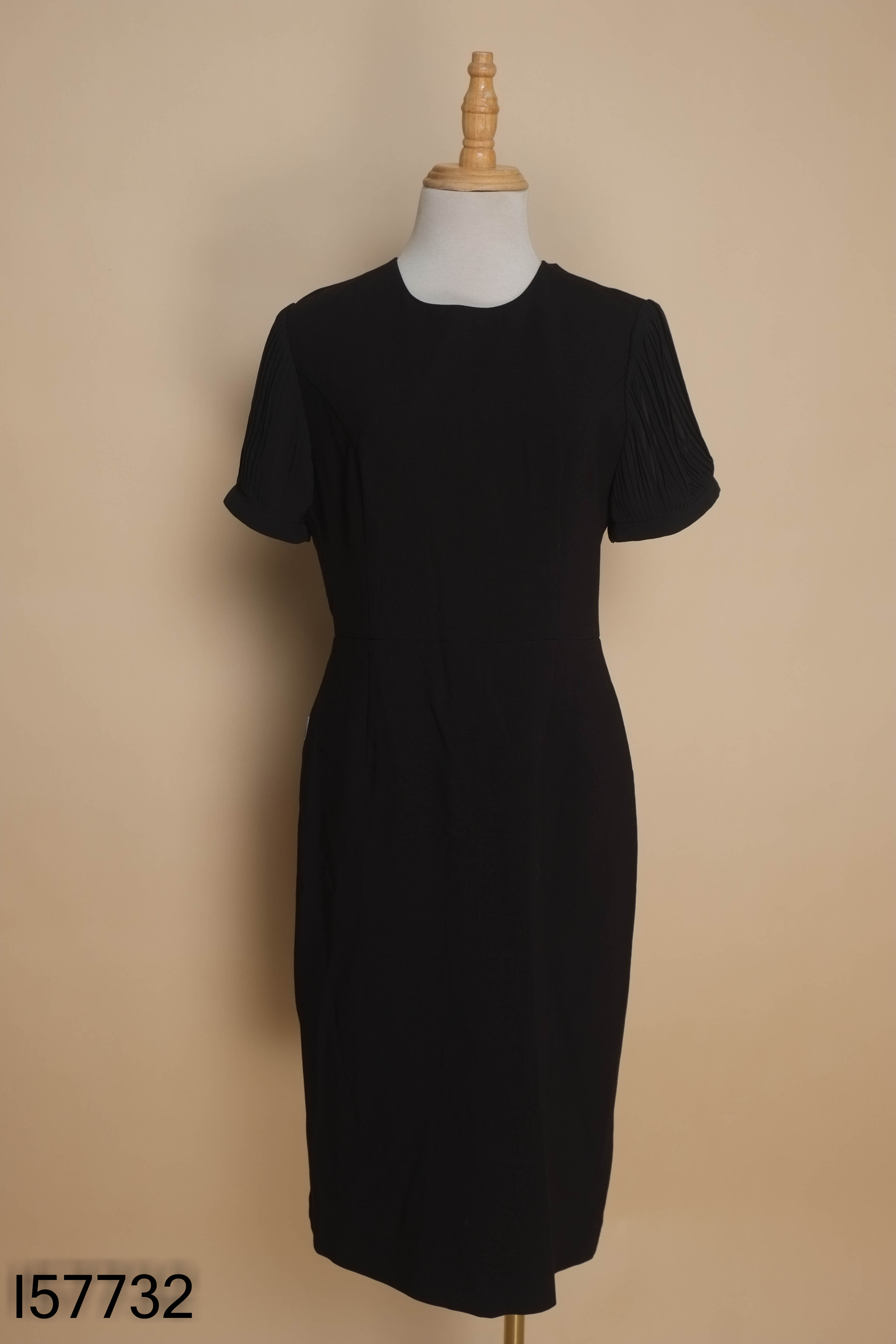 Váy đen tay xếp li CHIC-LAND