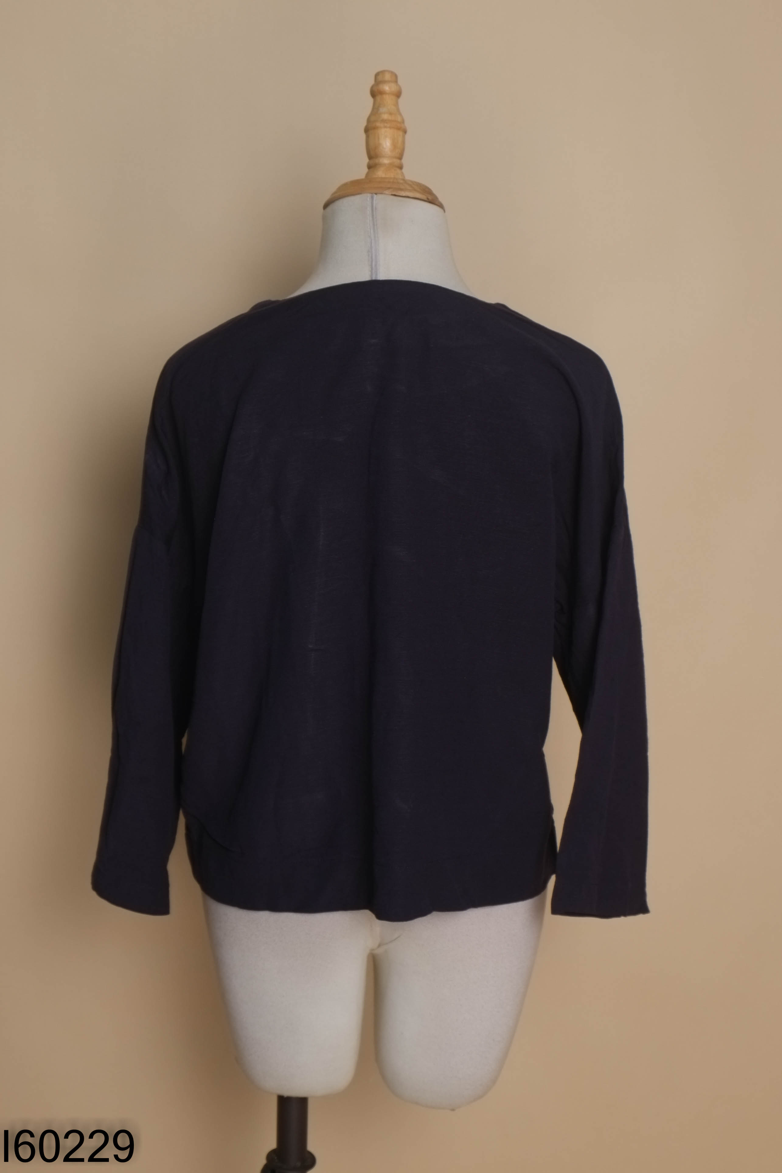 Áo linen xanh than