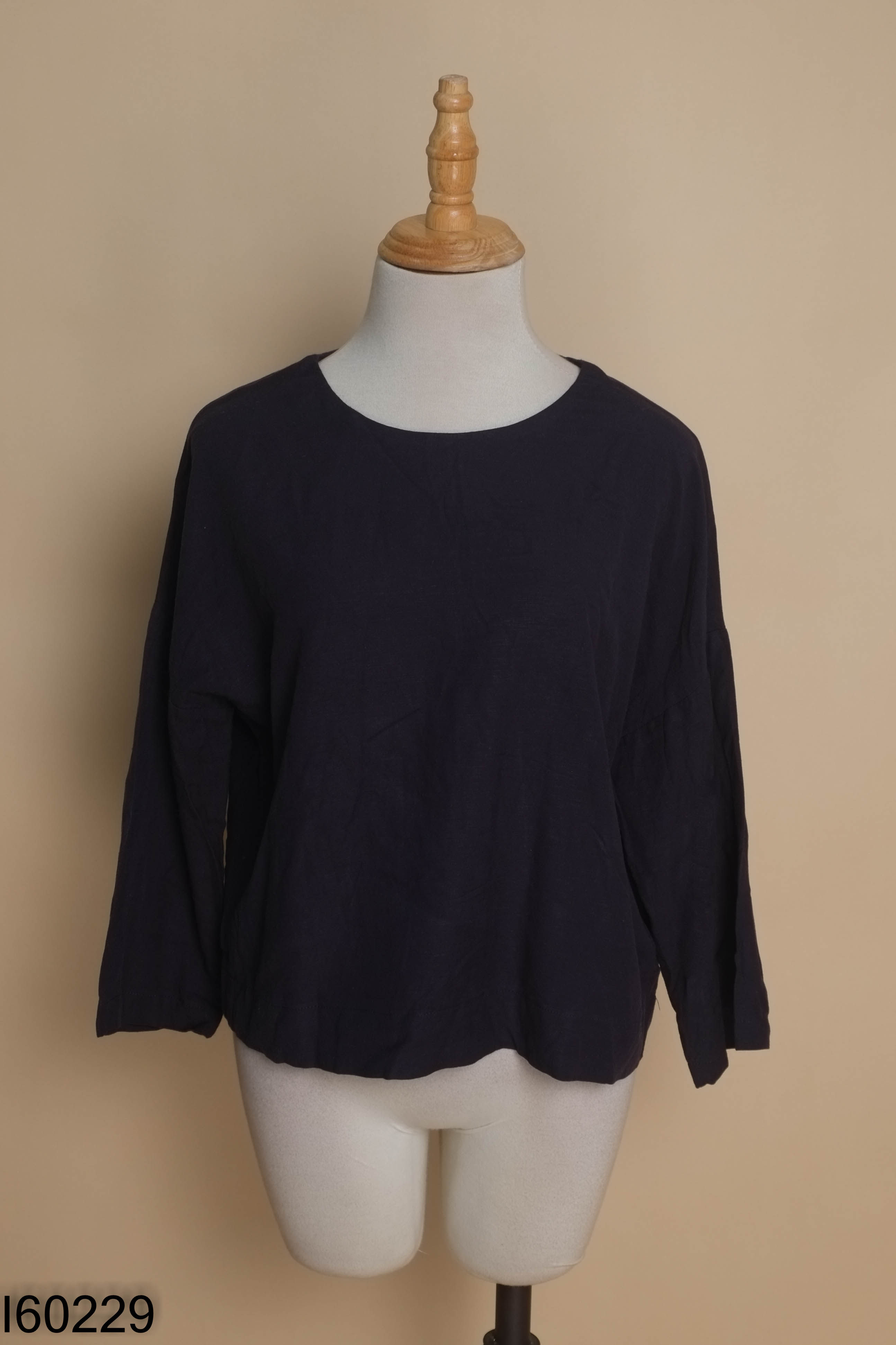 Áo linen xanh than