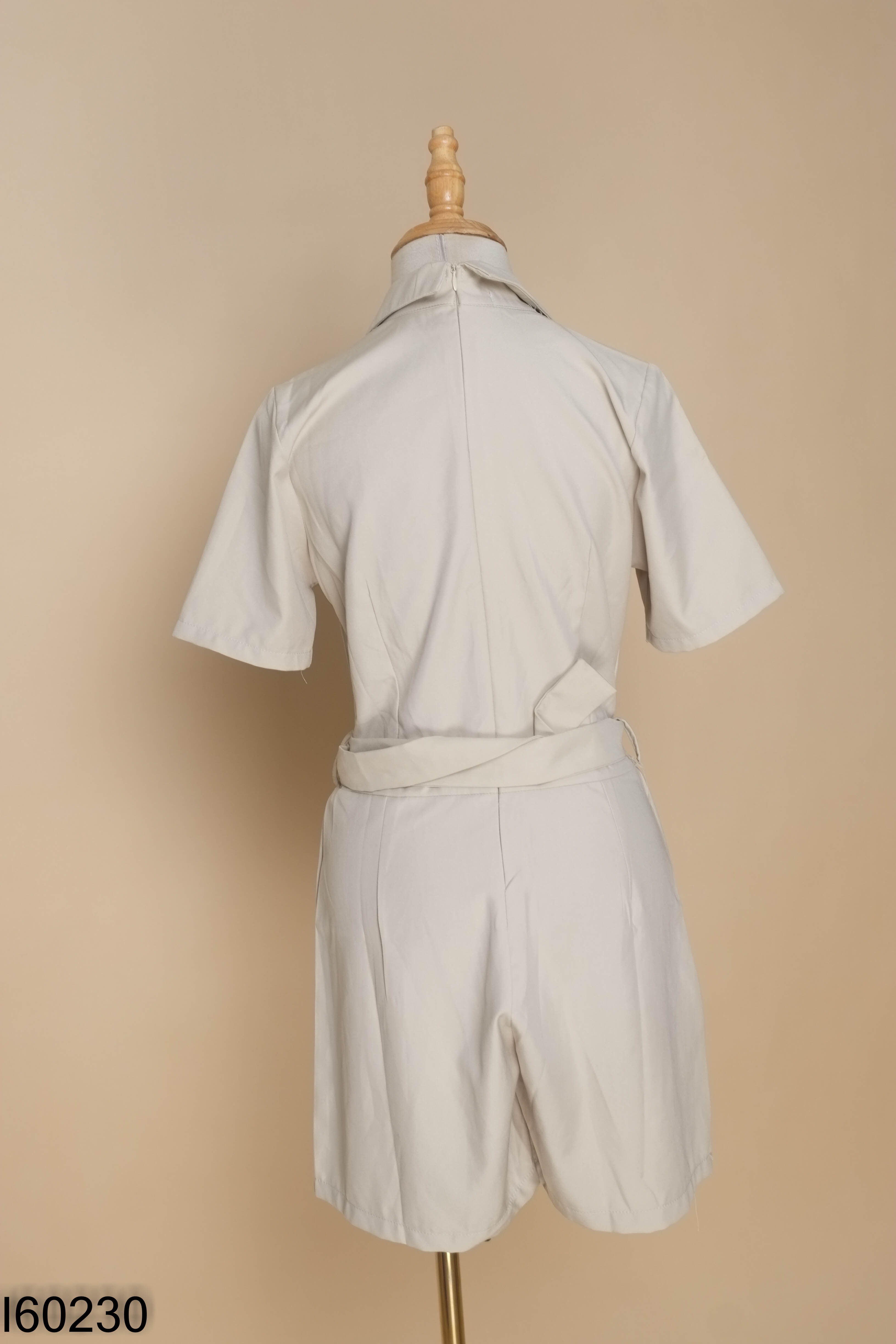 Jumpsuits xanh nhạt quần shorts