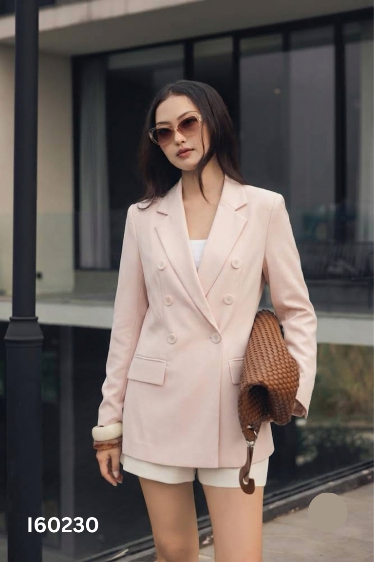 Áo blazers TIIN be có đệm vai