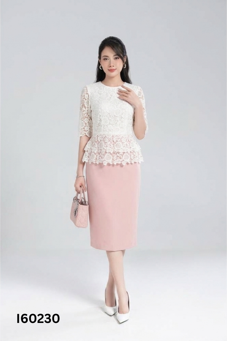 Váy be HOANG HUONG phối ren