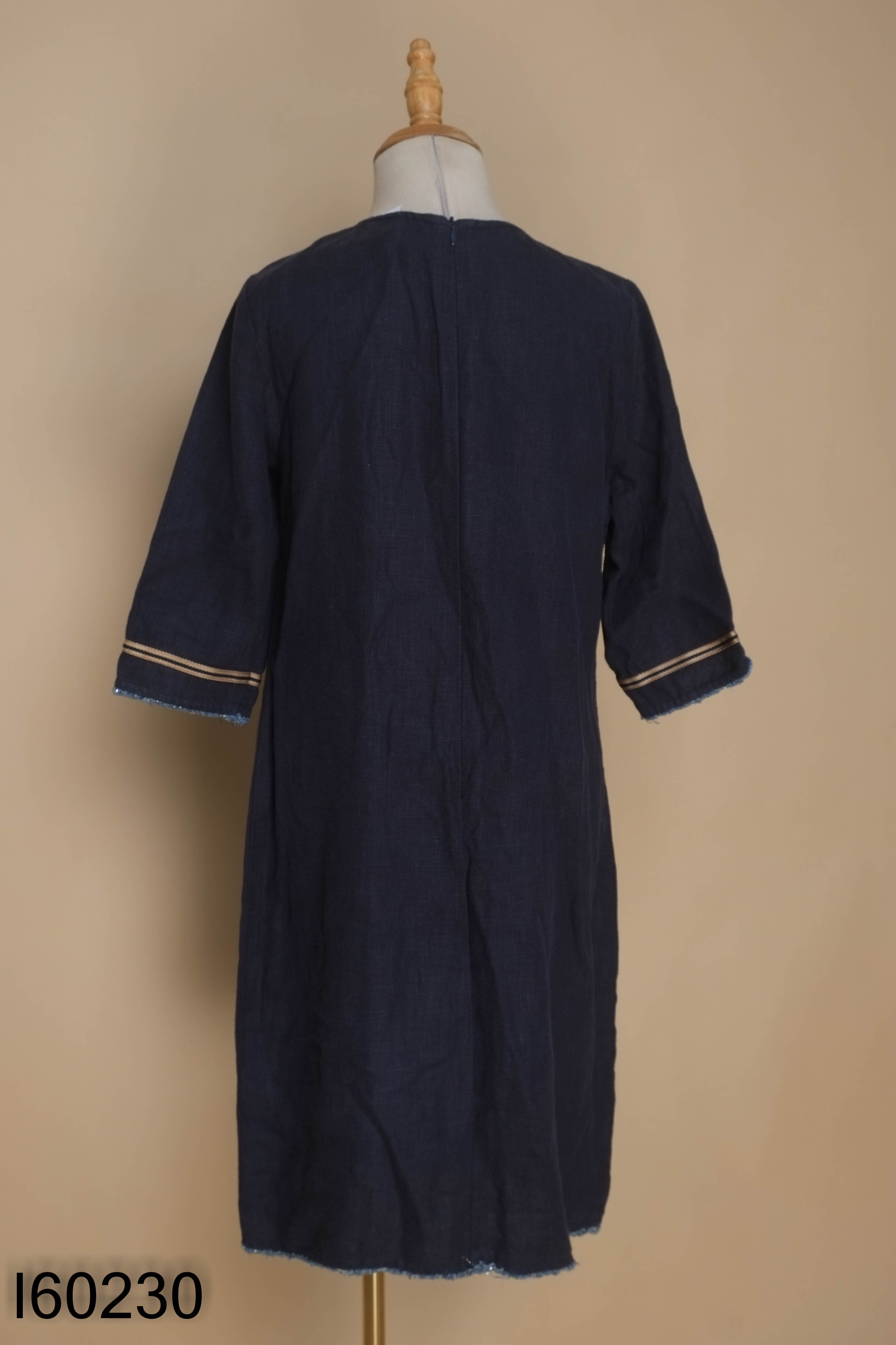 Váy linen xanh than