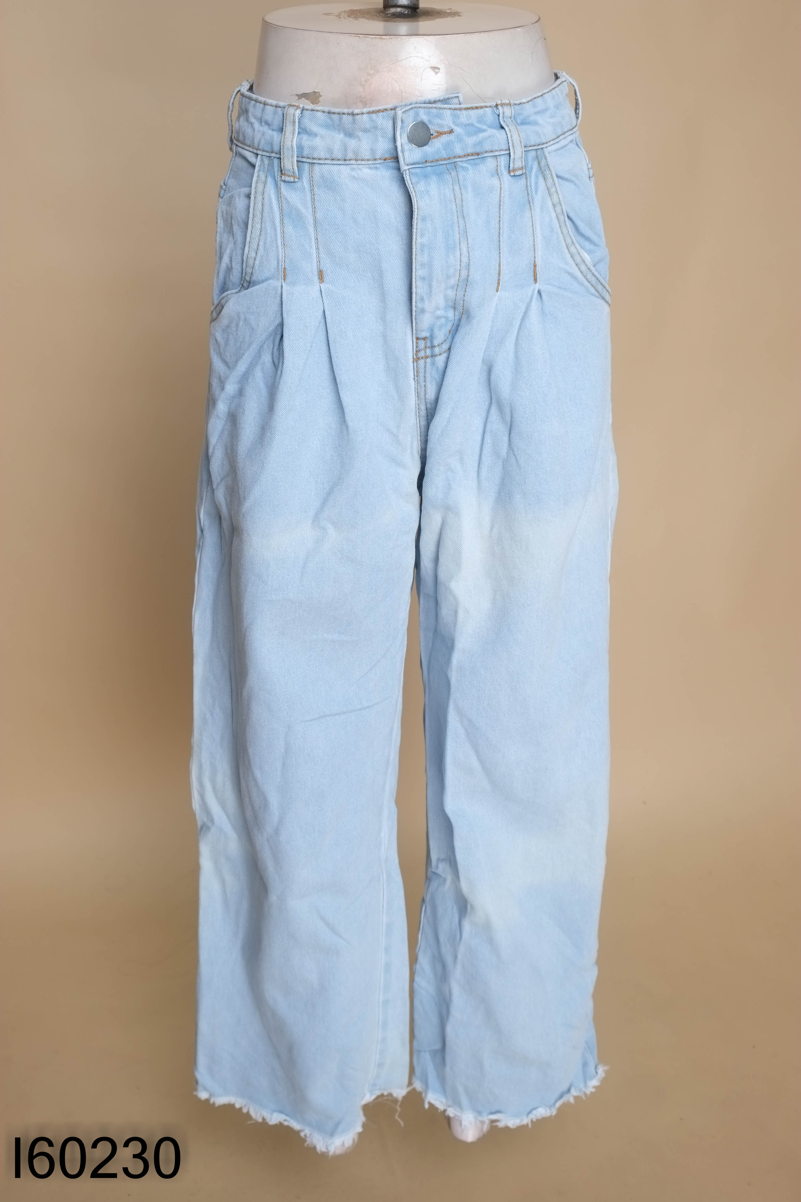 Quần jeans LIIN LINBI xanh nhạt