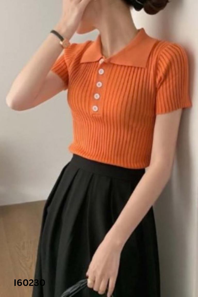 Áo len cam cúc trắng