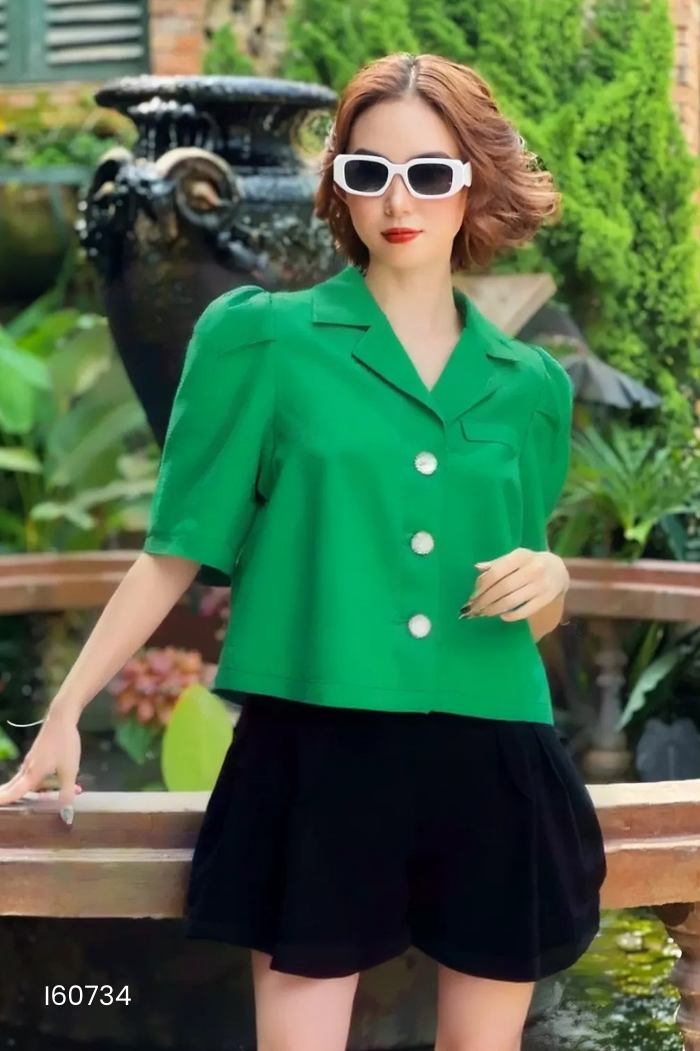 SET Áo xanh lá phối cúc + quần shorts