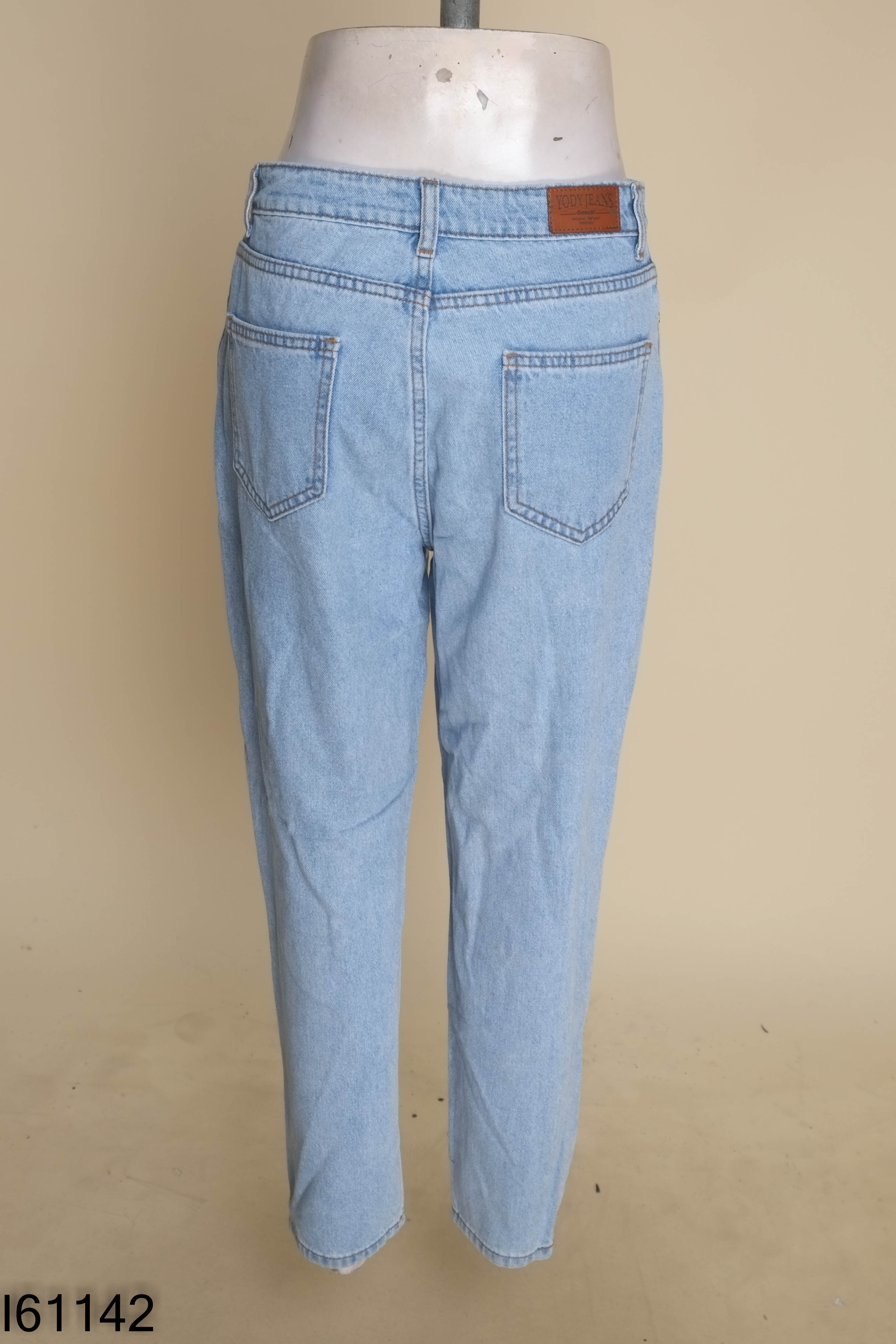 Quần jeans xanh YODY ống đứng