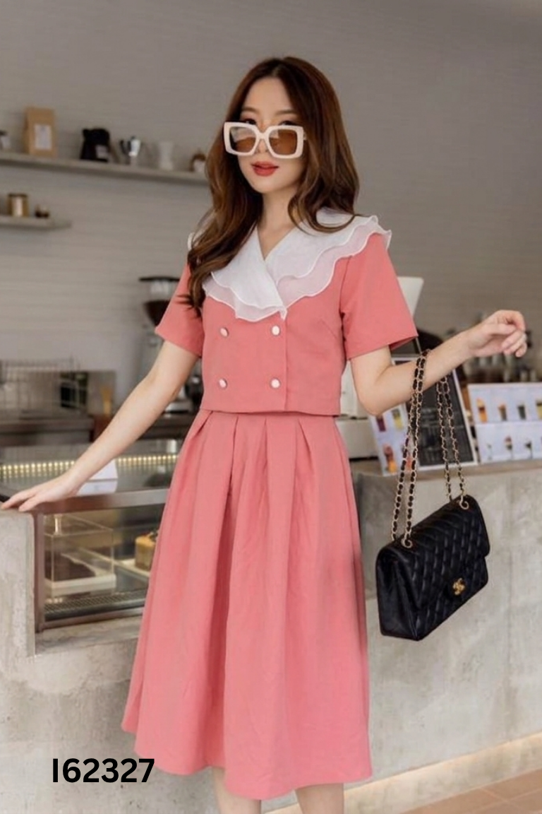 Set VOGUE hồng cổ trắng áo kiểu + chân váy