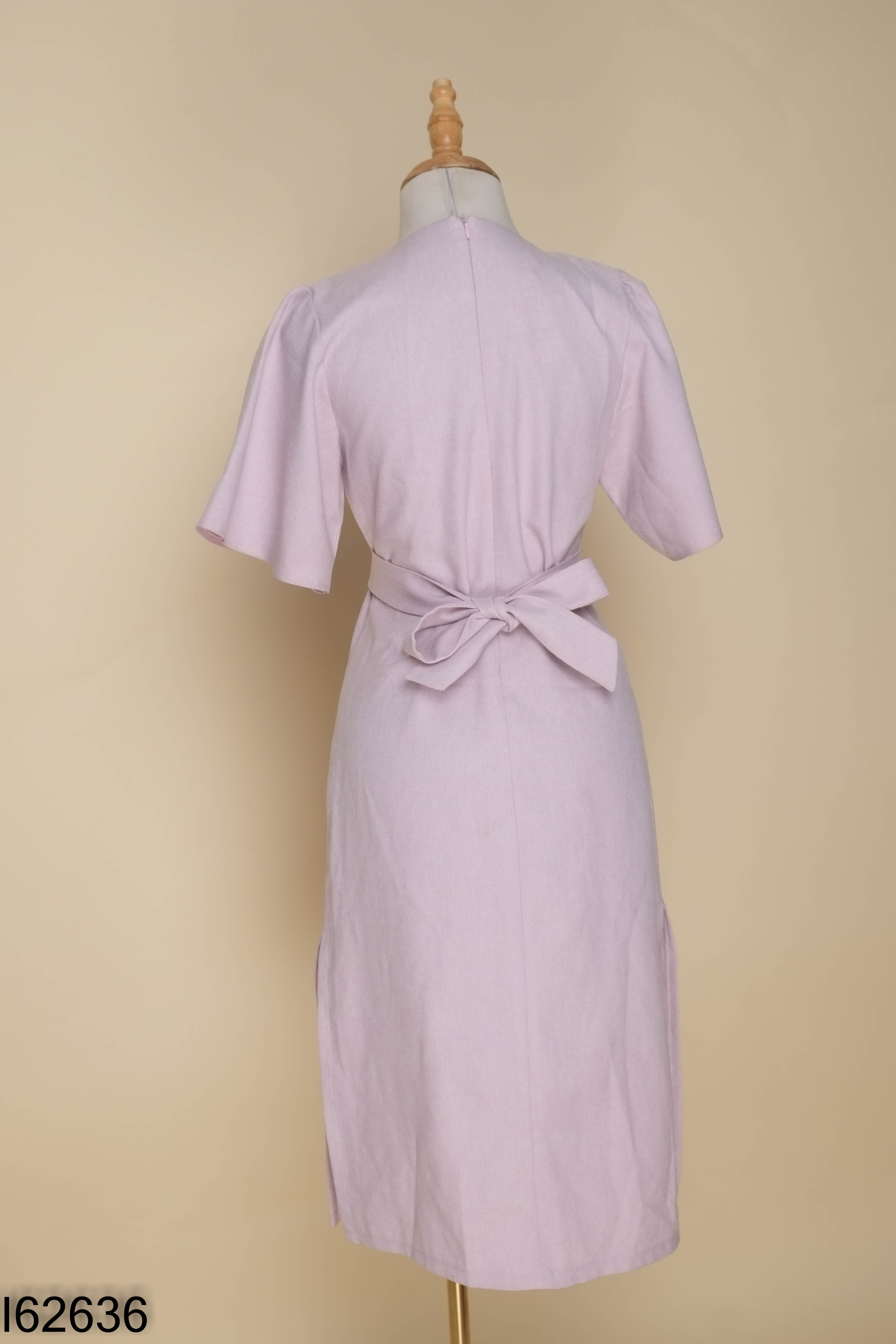 Váy hồng RAPTHIETKE cổ V
