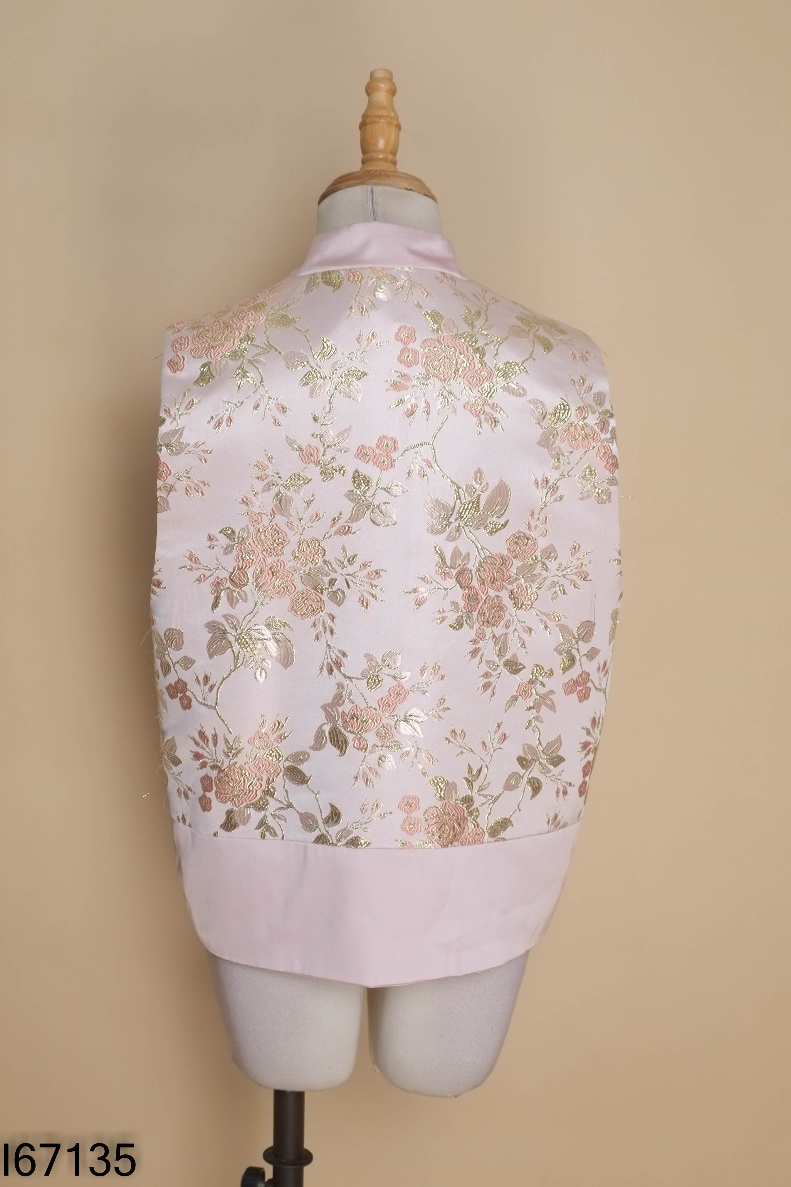 Áo gile hồng cổ điển trung hoa