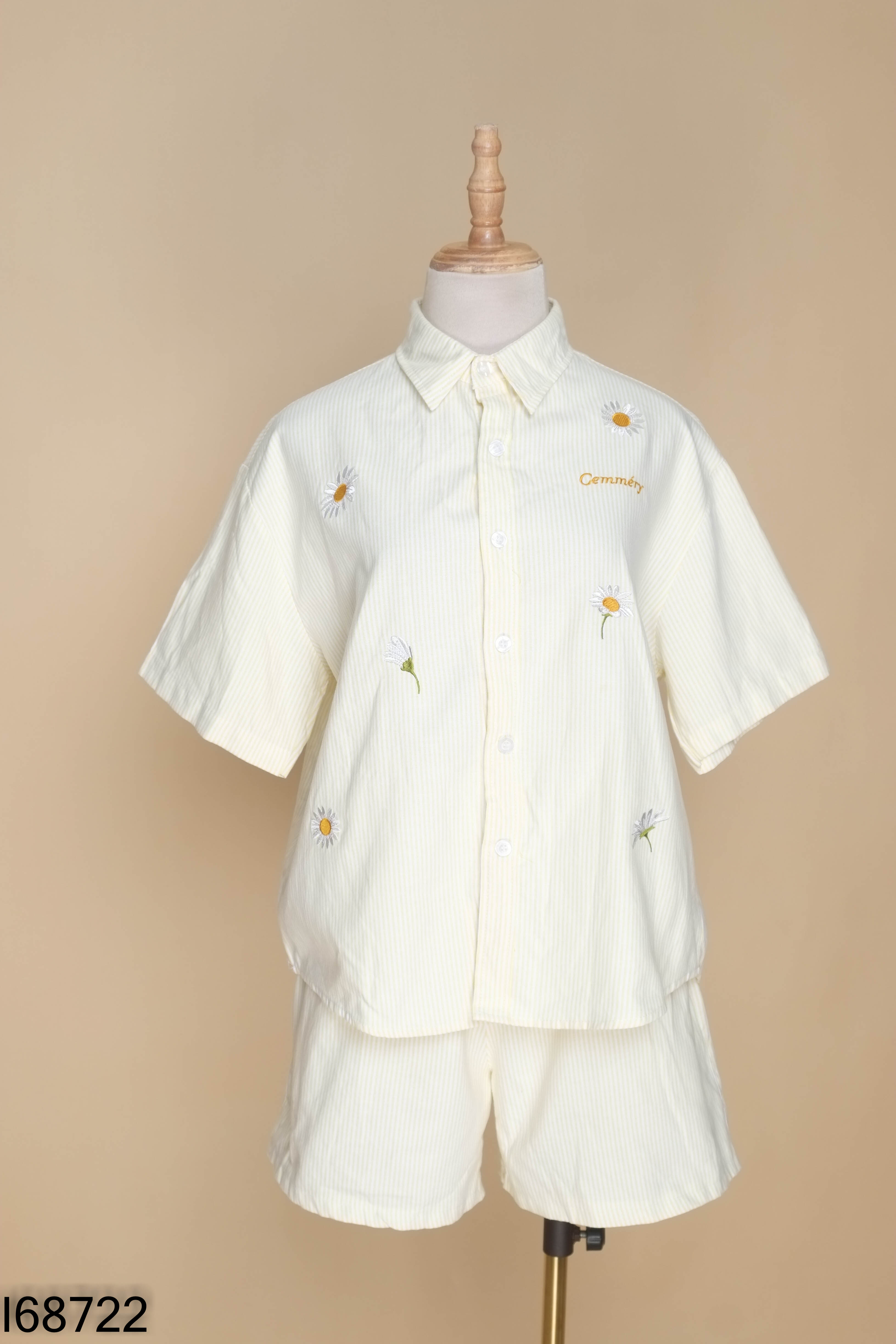 Set Áo vàng sọc CEMMERY thêu hoa +quần shorts