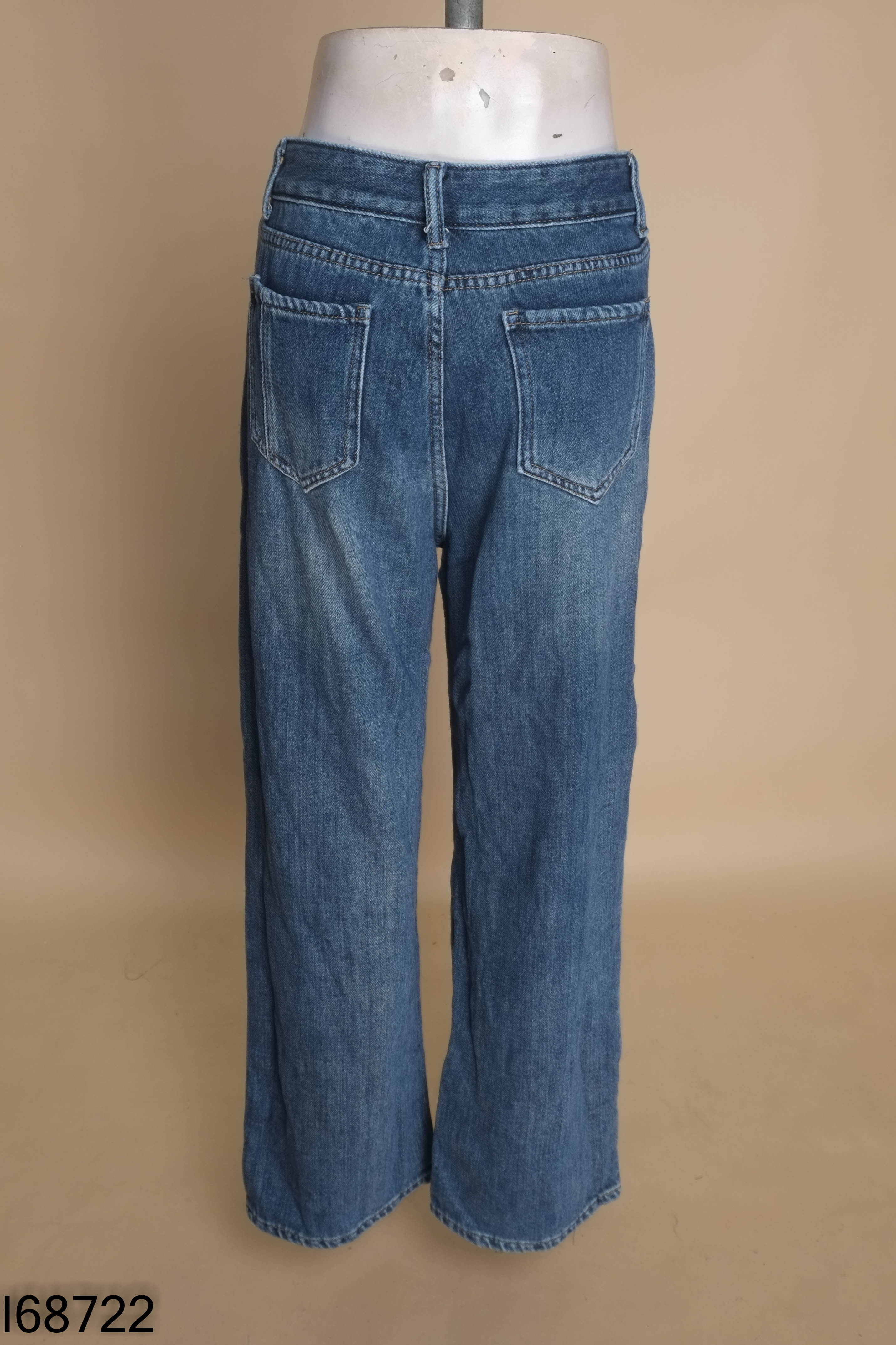 Quần jeans suông xanh trơn