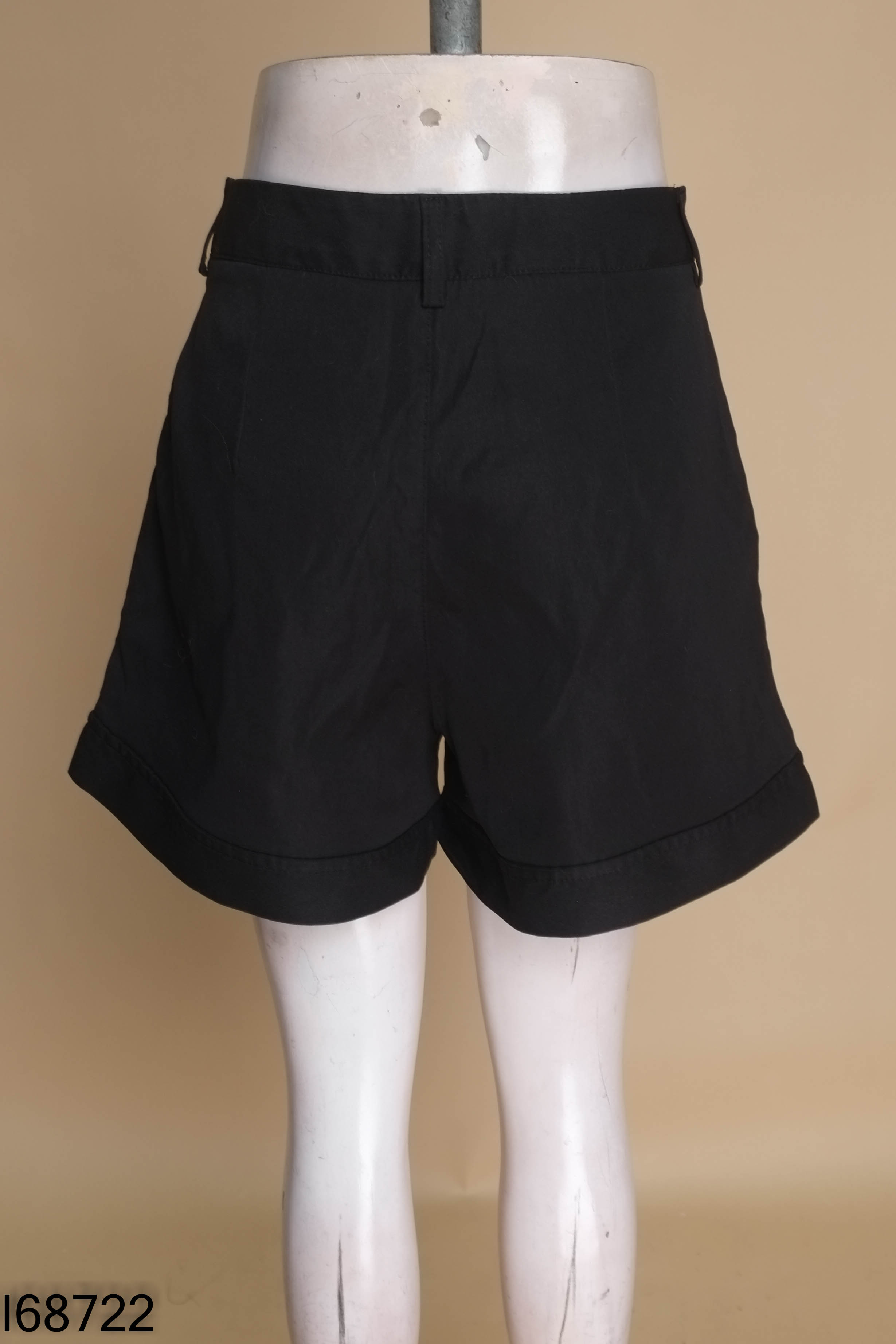 Quần shorts UFO BASIC đen
