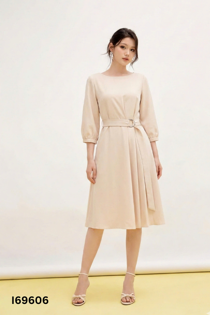 Váy ESSENTIAL hồng phấn