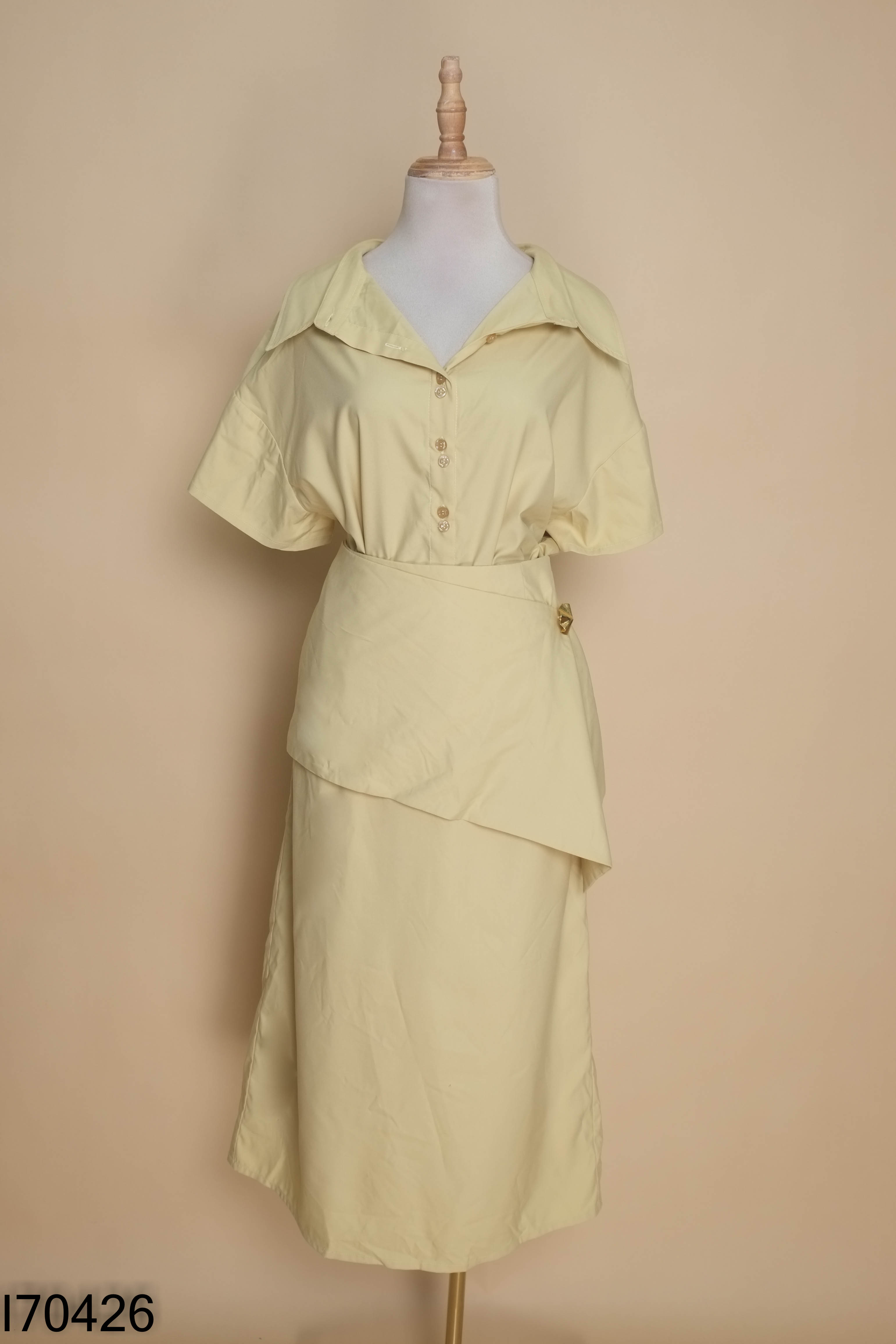 Set PHAI Woman vàng áo sơ mi + chân váy