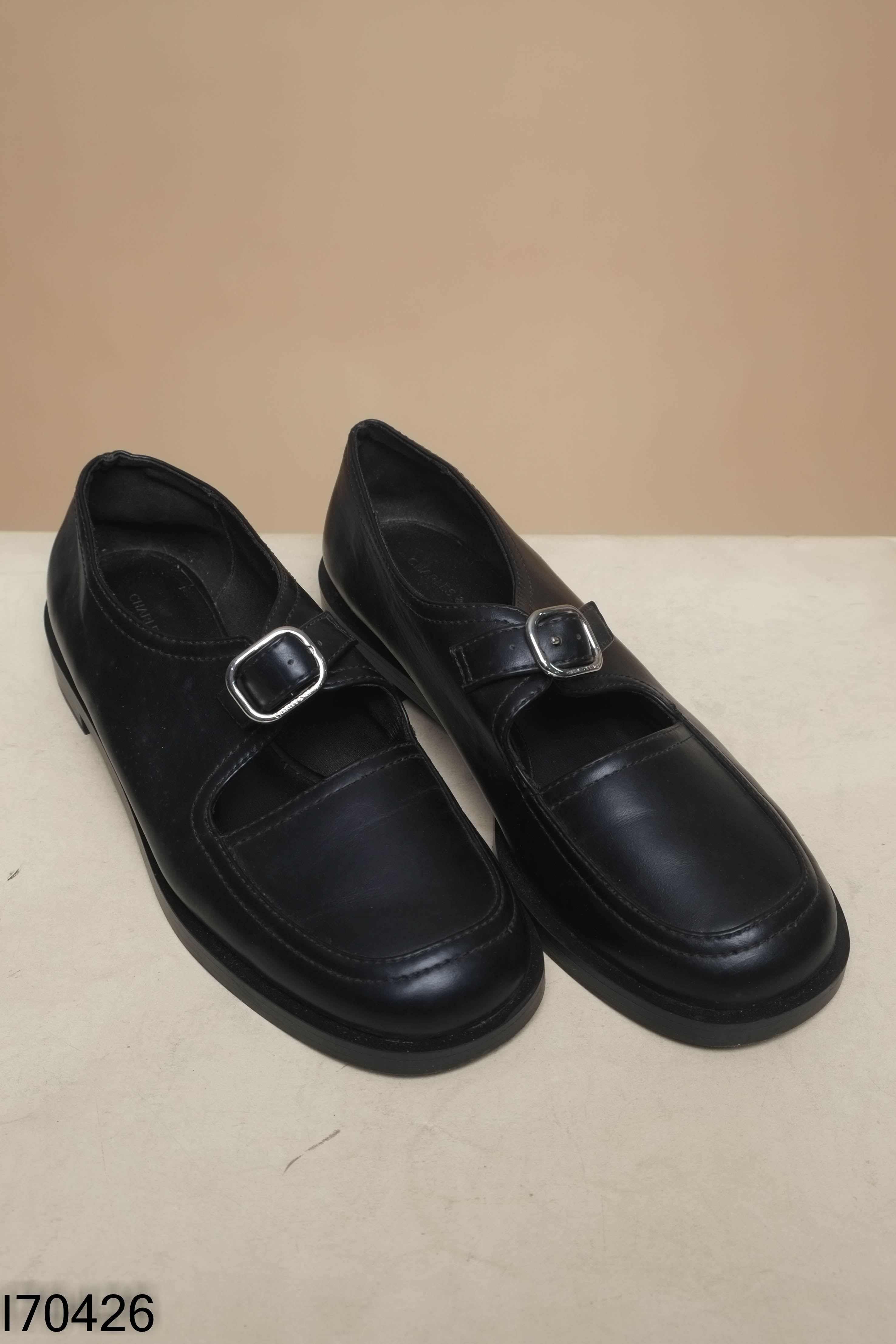 Giày CHARLES & KEITH da đen
