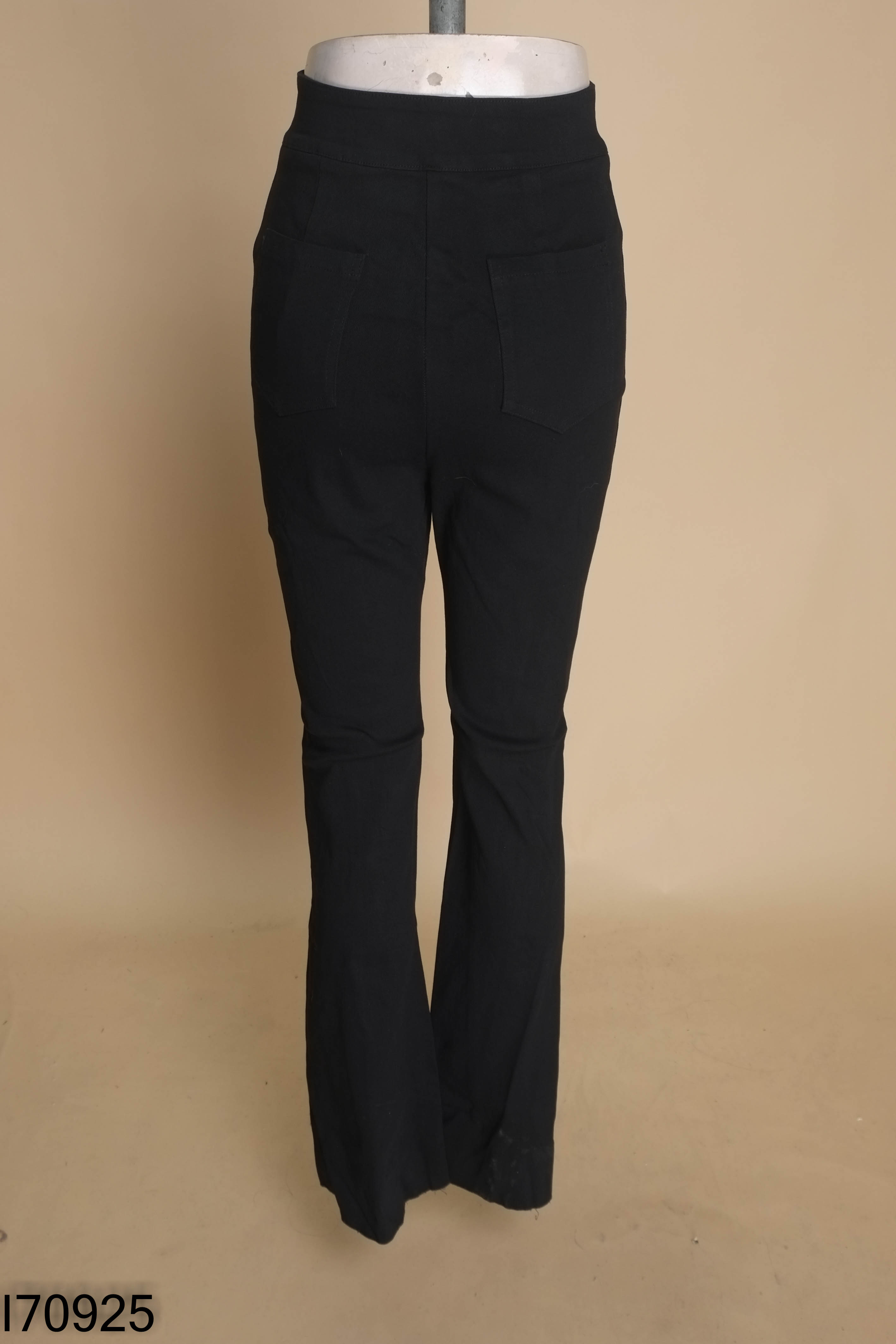 NEWTAG MUZI quần loe đen jeans
