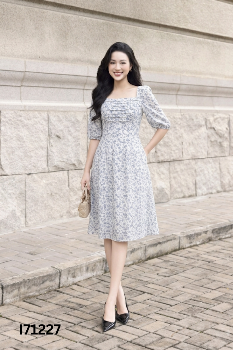Váy CLARA MARE be họa tiết xanh