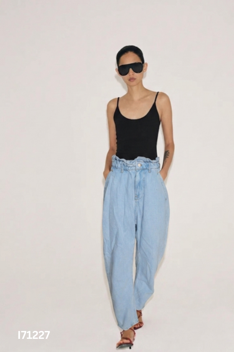 Quần ZARA jeans xanh nhạt