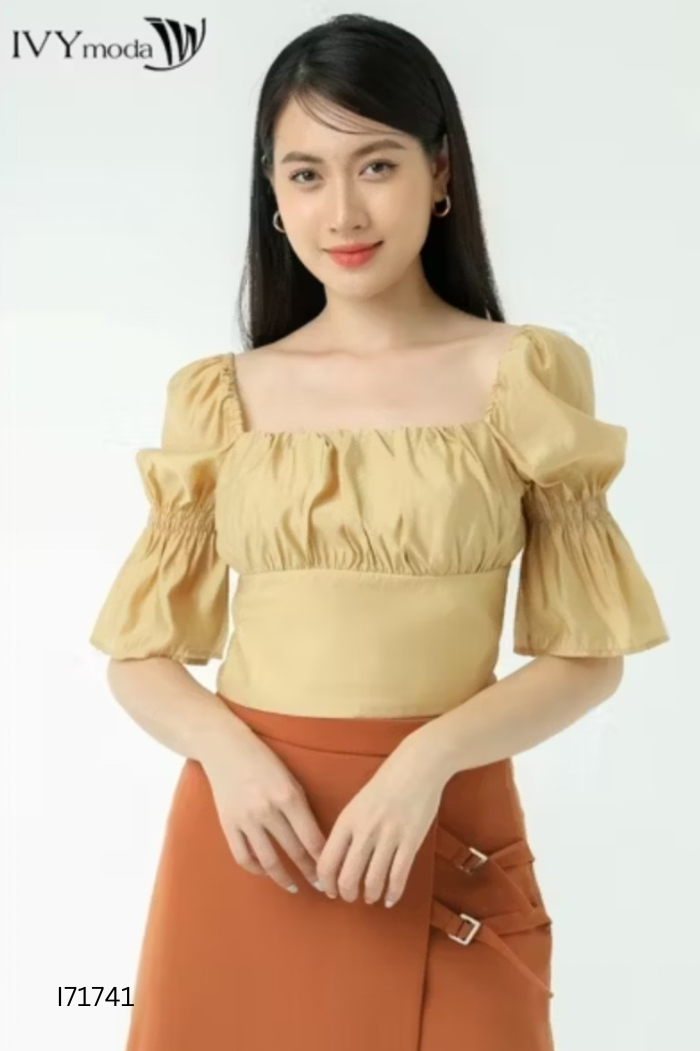 Áo IVY MODA vàng cổ vuông