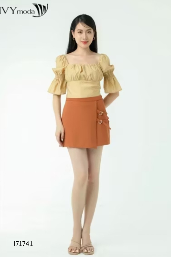 Áo IVY MODA vàng cổ vuông