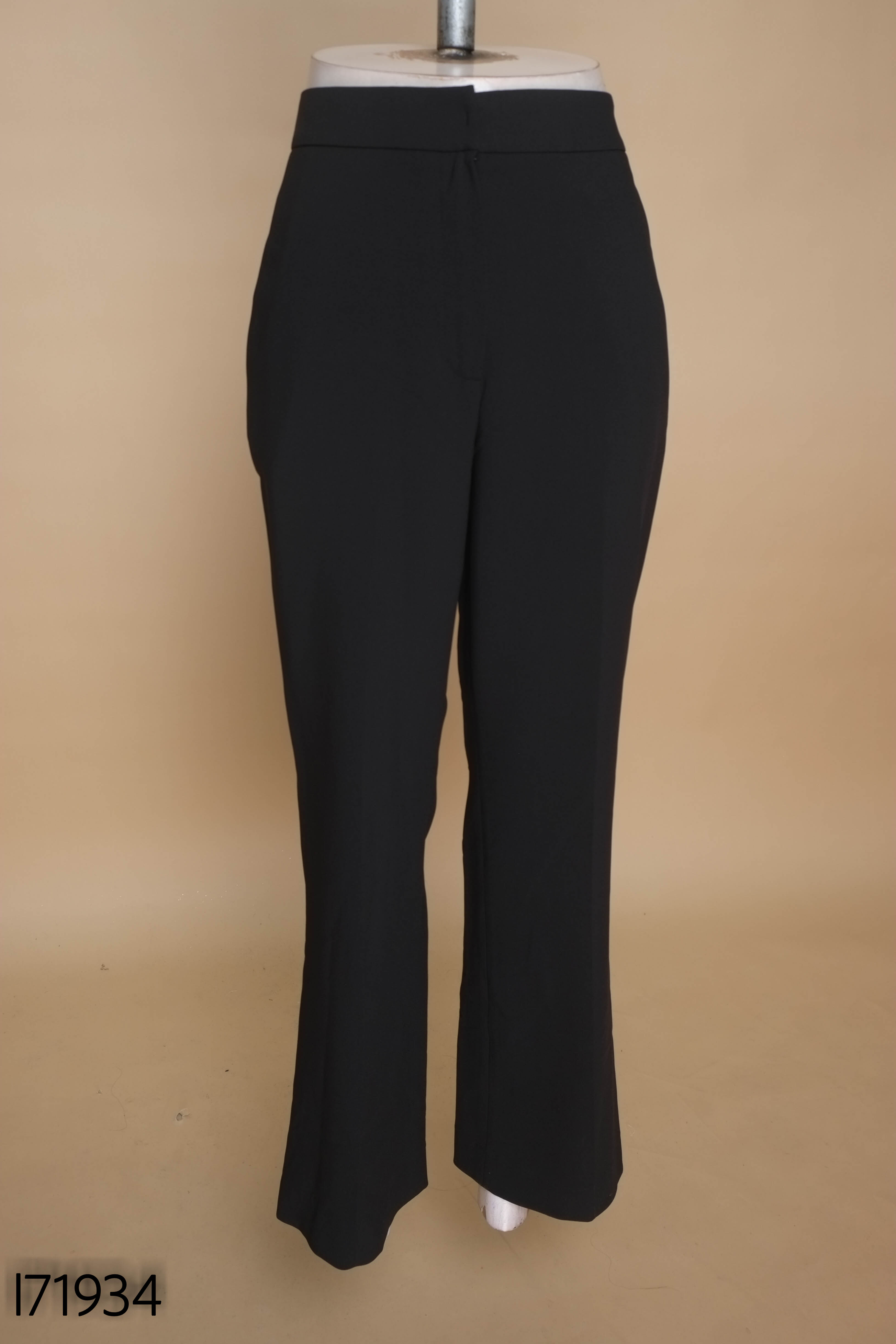 Quần dài đen MIXXO dáng suông