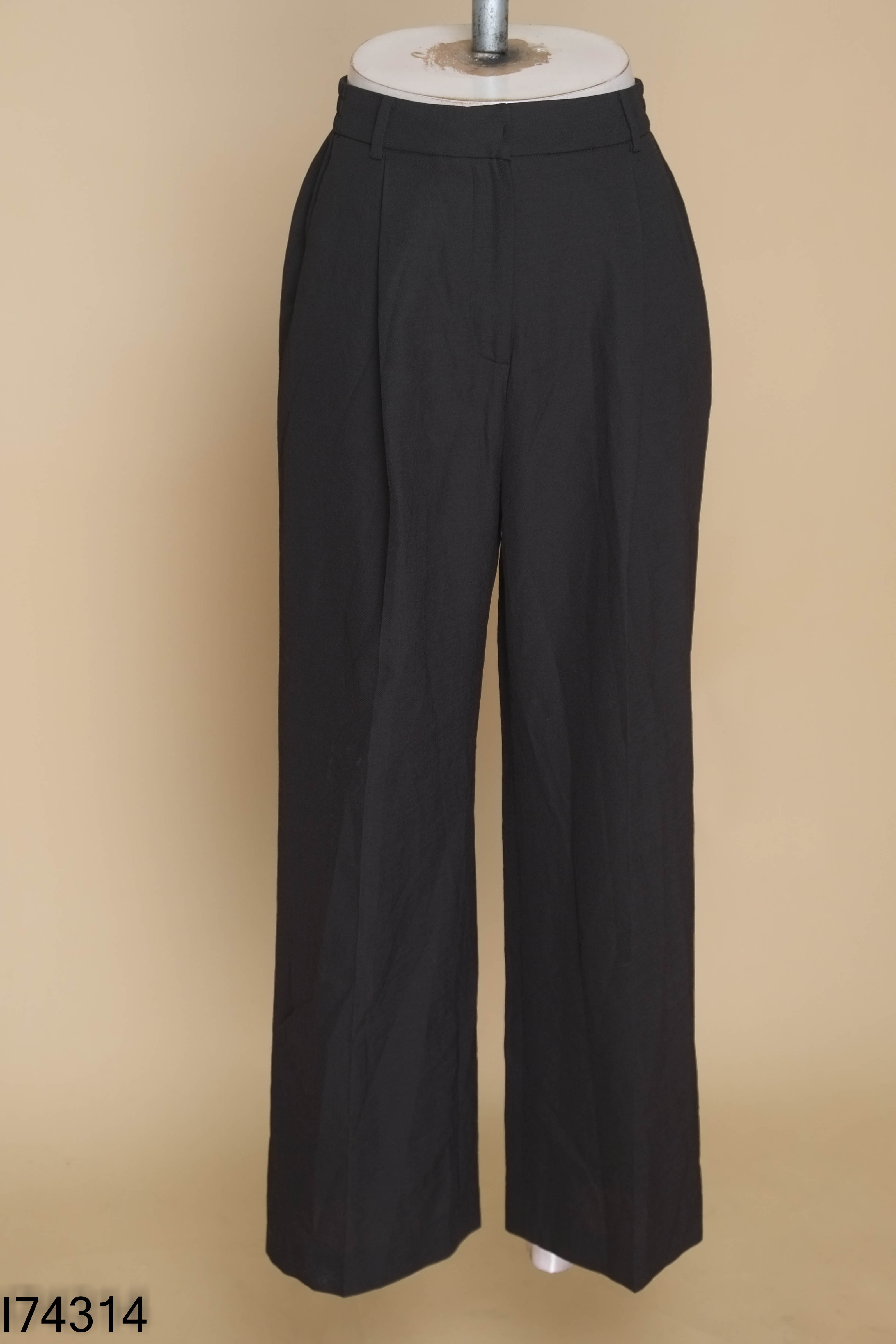 Quần suông SPAO đen