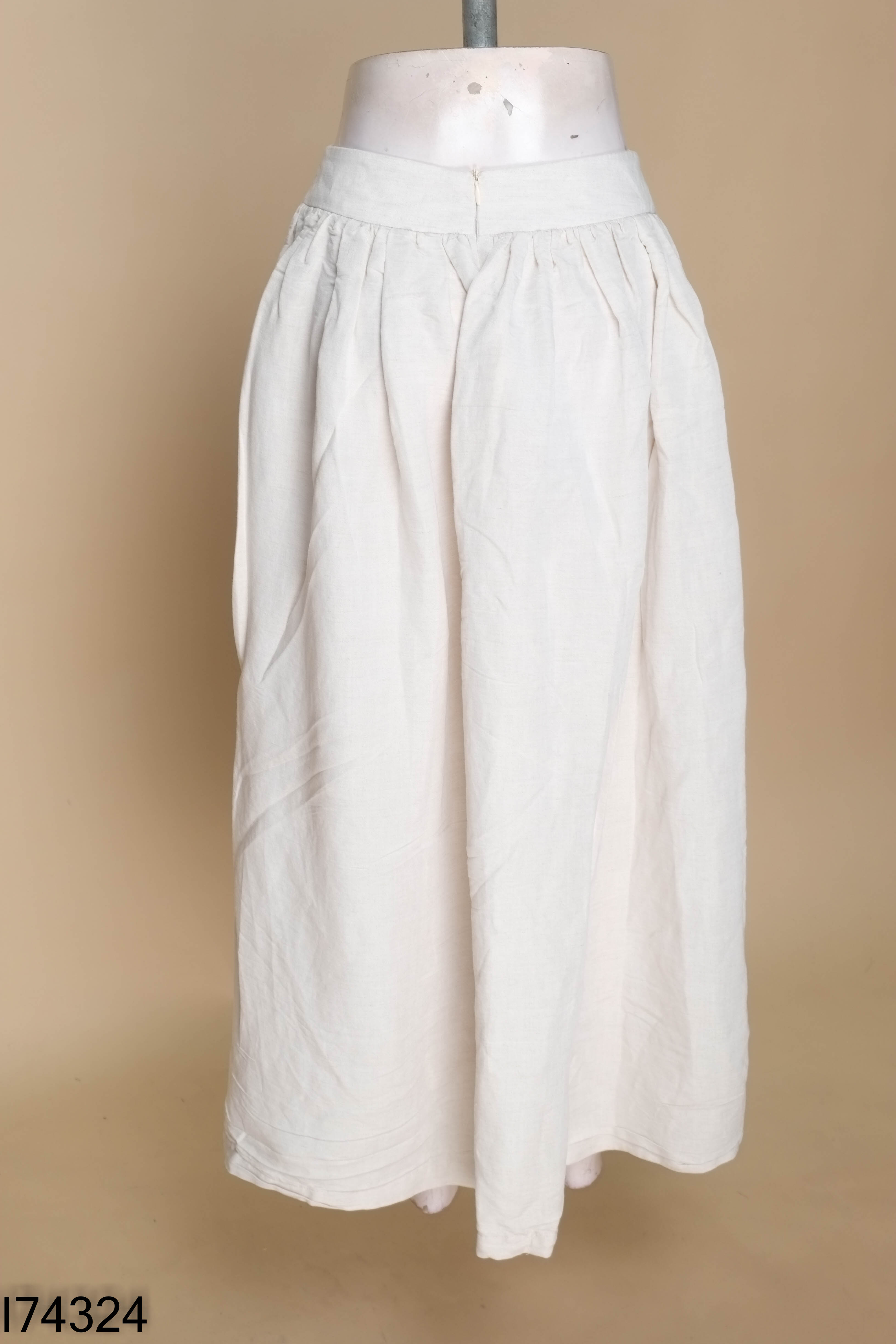 Chân váy linen LOORA be
