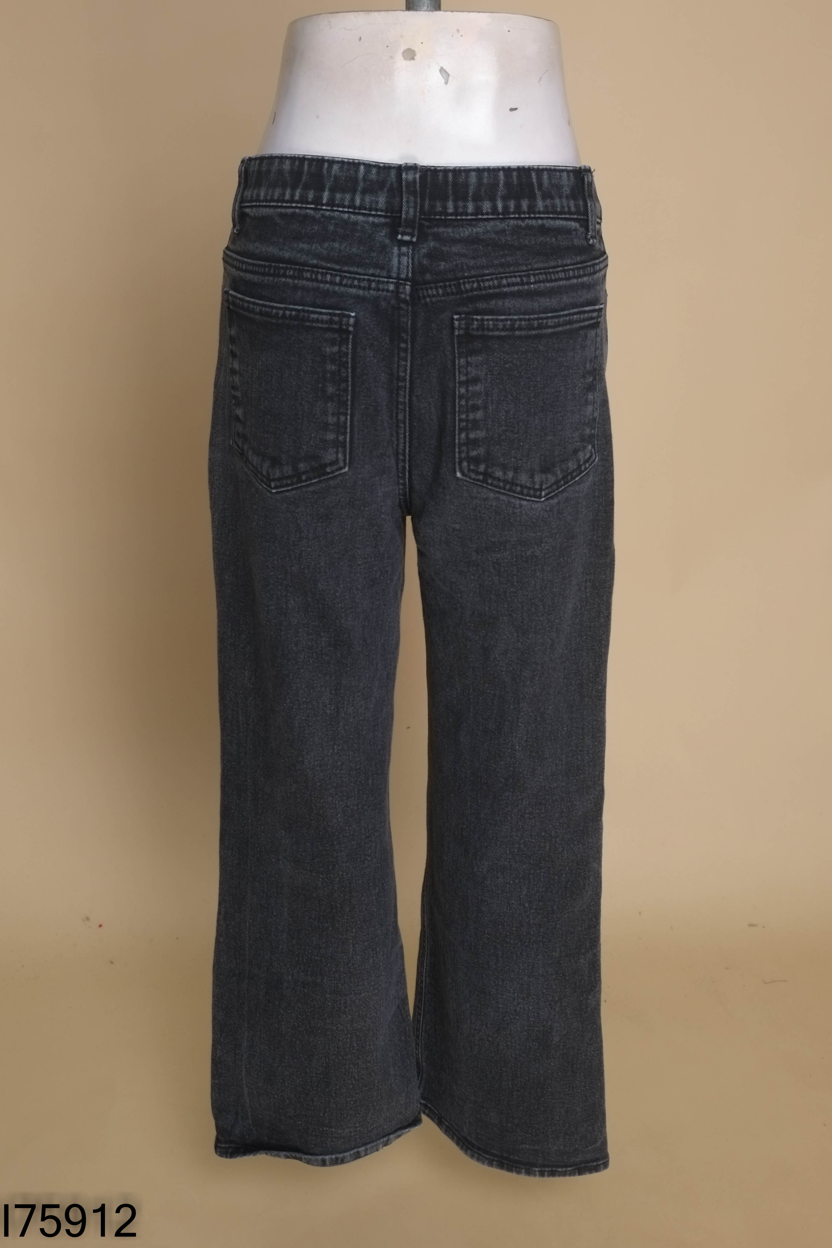 Quần jeans xám trơn