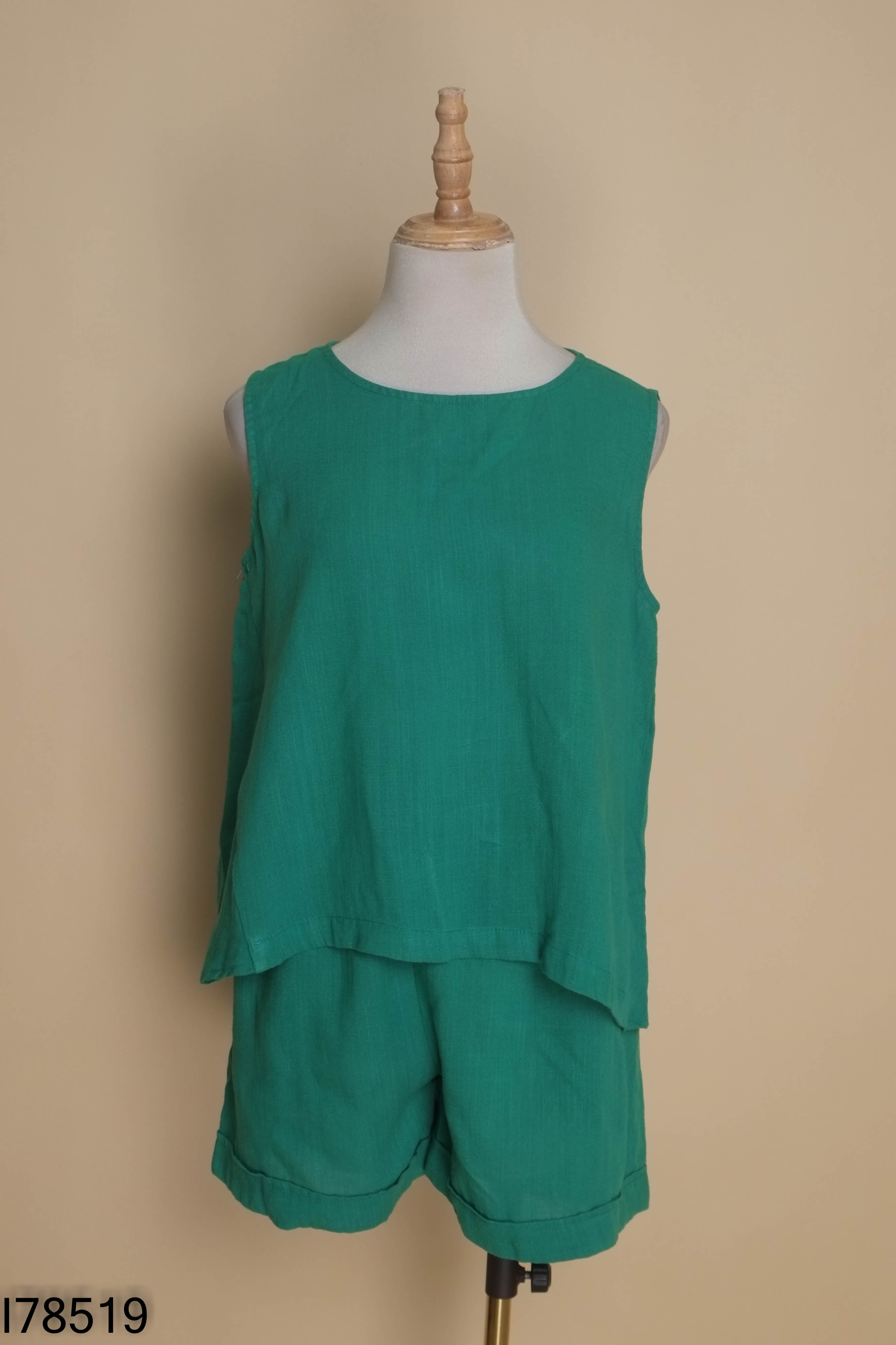 Set Áo đũi xanh + quần shorts