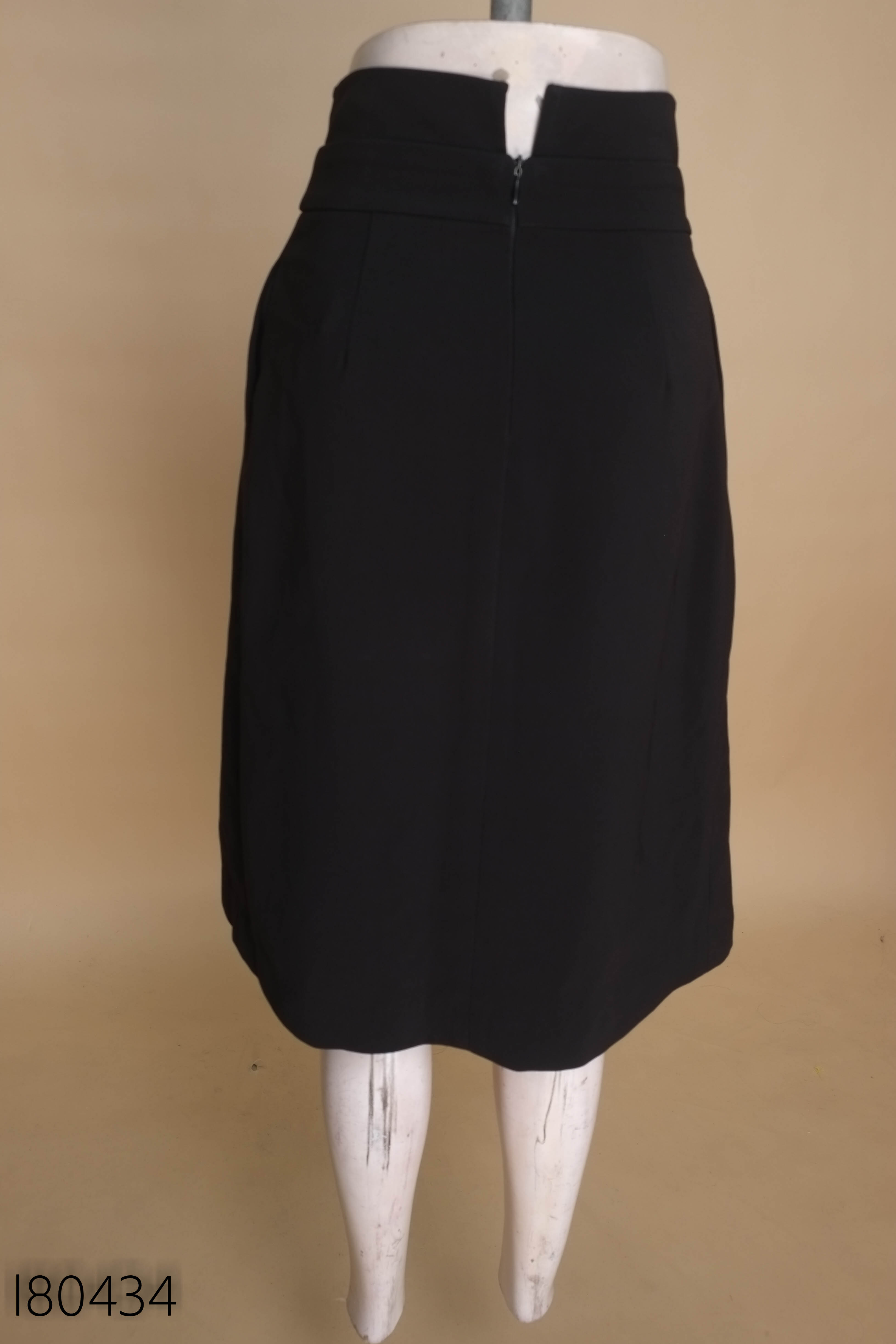 Chân váy đen IVY MODA trơn