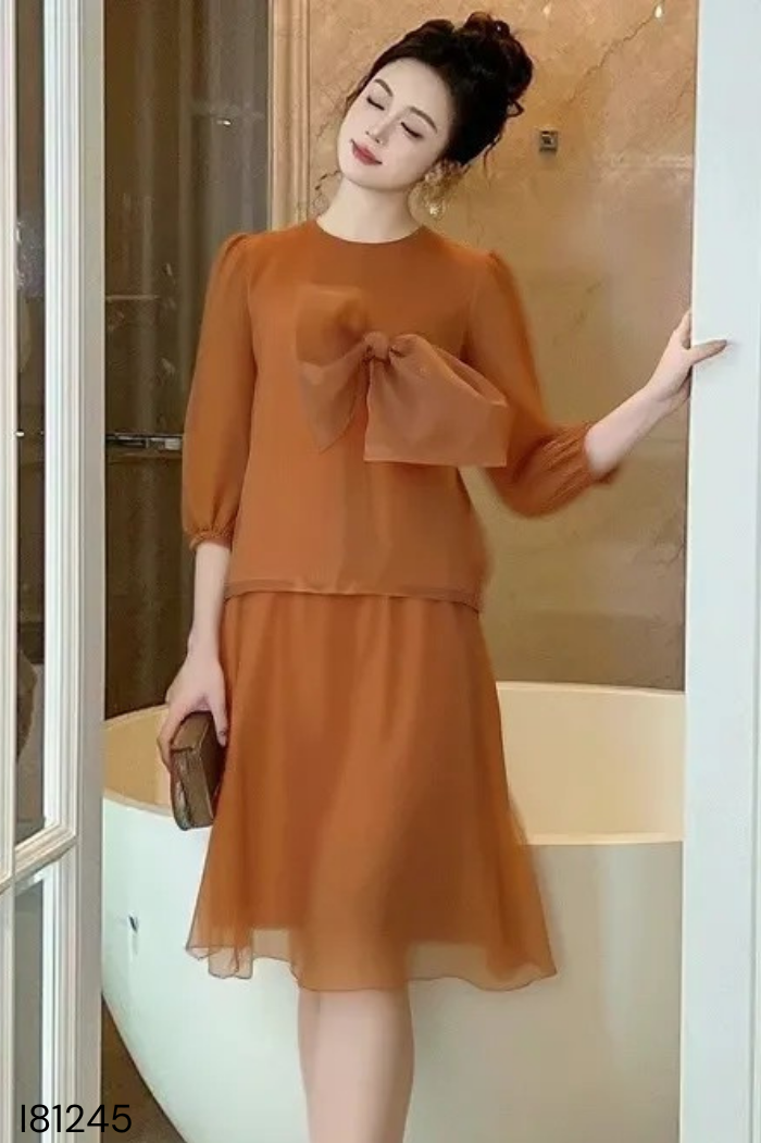 Set áo + chân váy ASHLEY voan kính nâu