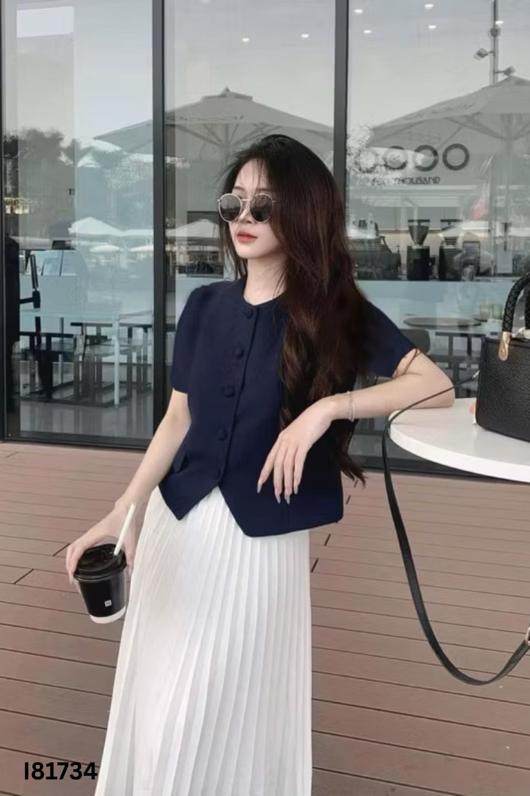 Áo sơ mi xanh than cổ tròn
