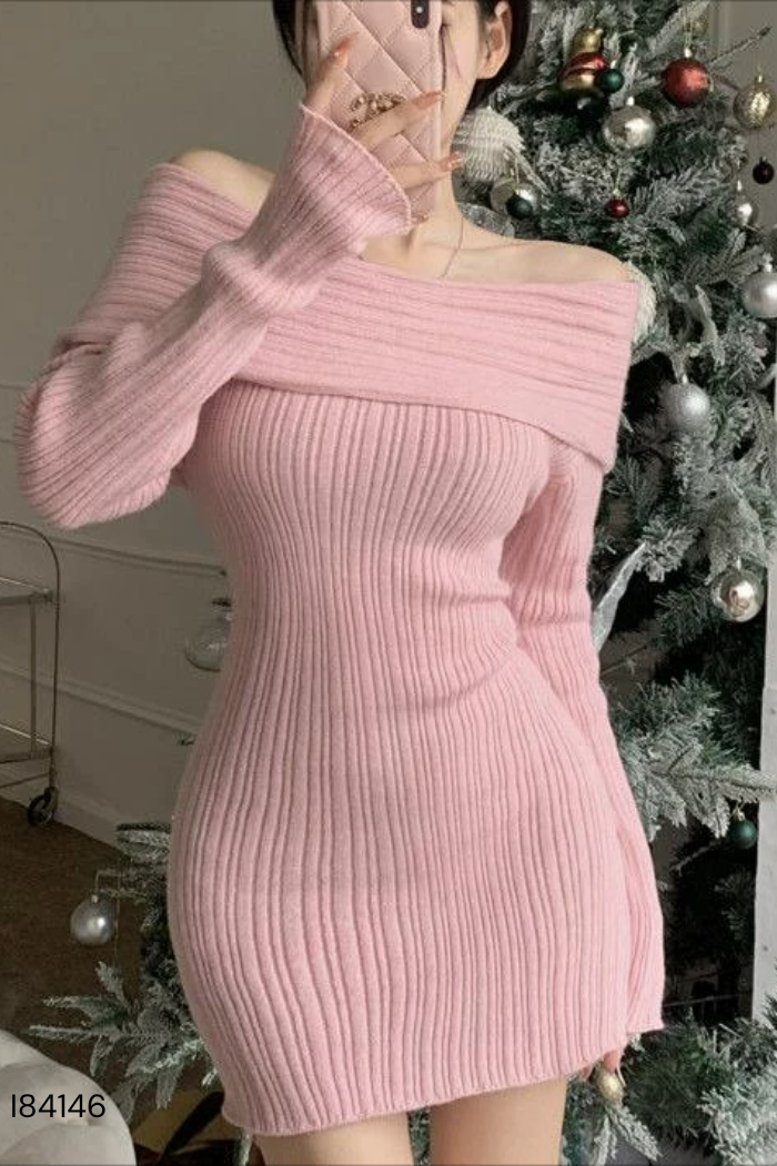 Áo len hồng hở vai