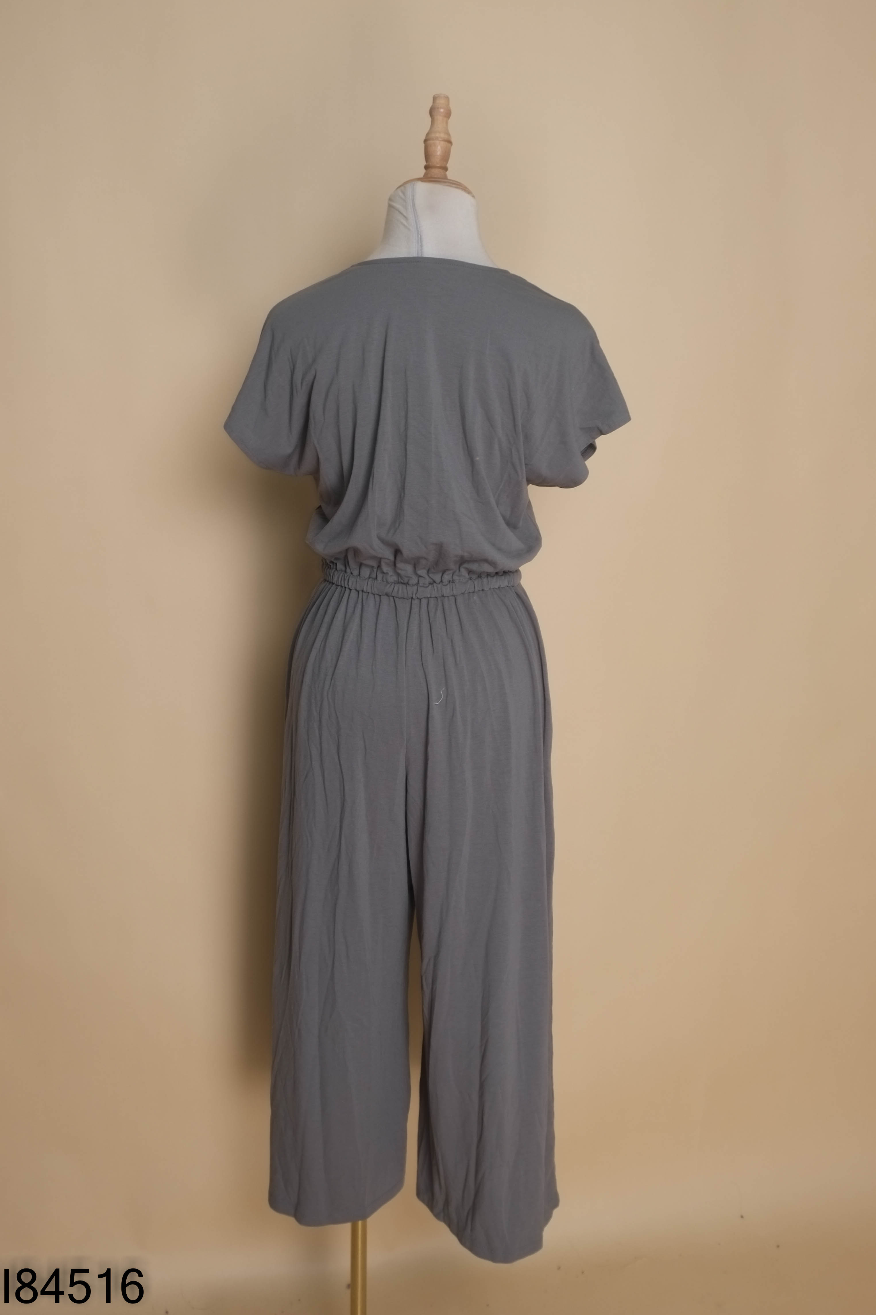 Jumpsuits UNIQLO xanh chéo ngực