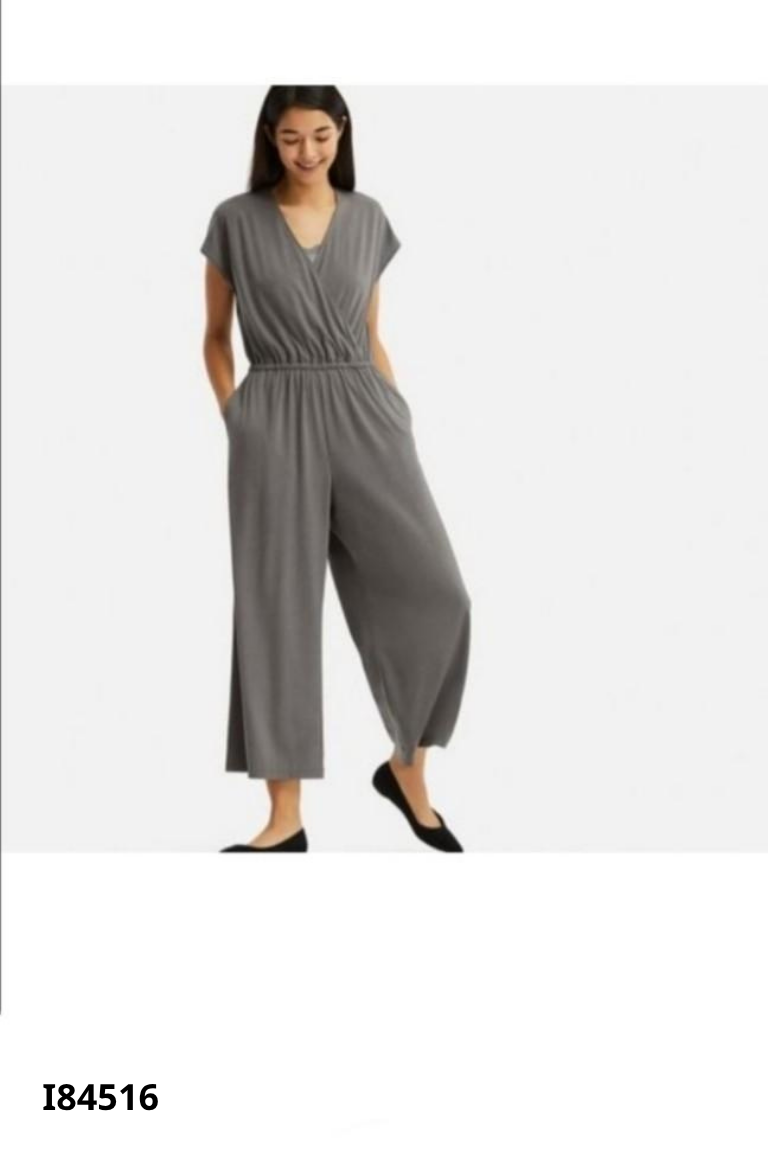 Jumpsuits UNIQLO xanh chéo ngực