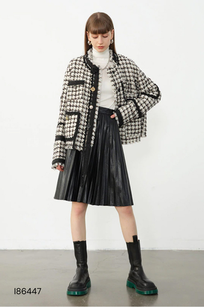 I8644711482-Áo dạ tweed đen trắng phối len