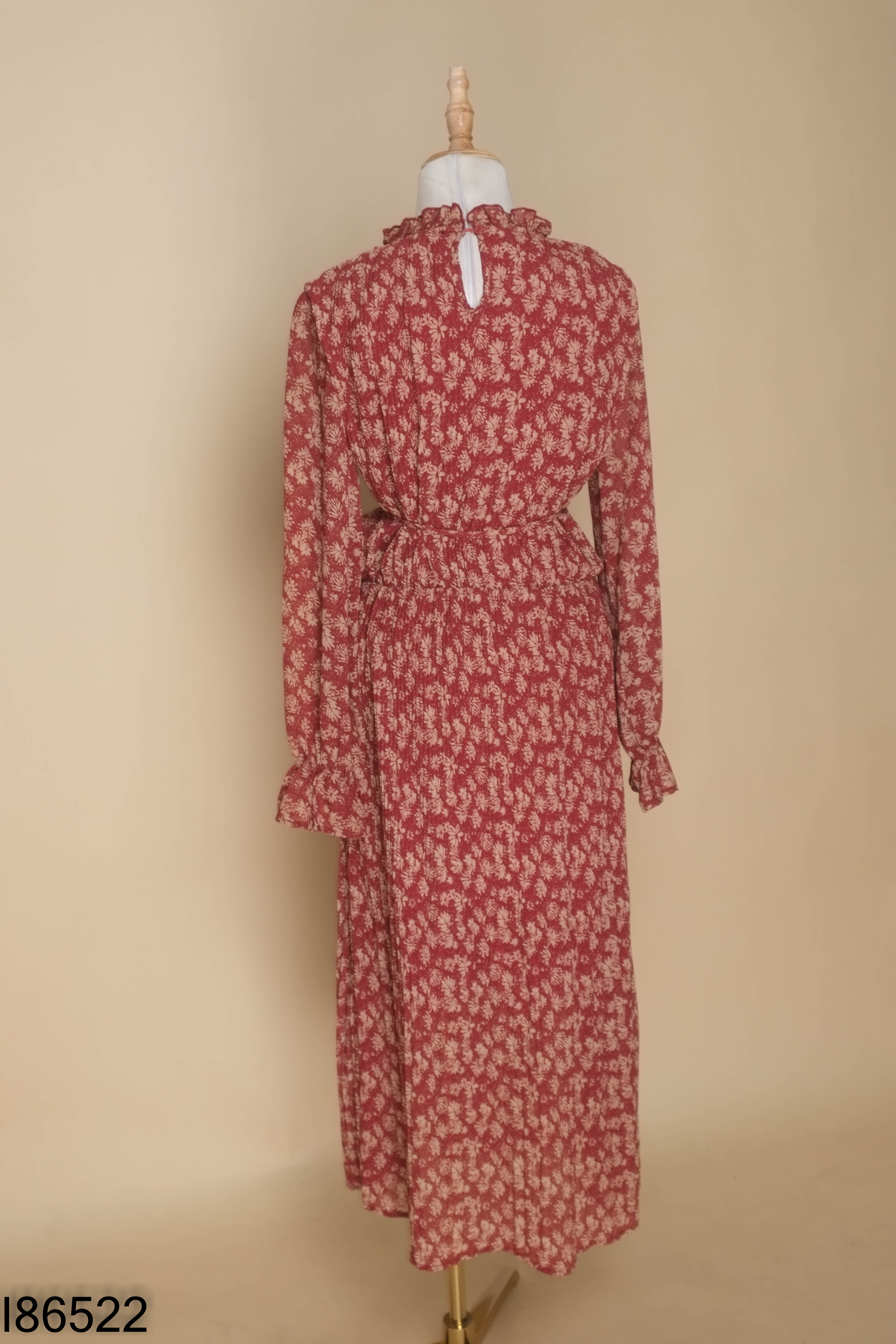 Váy đỏ hoa SINSAY dập ly