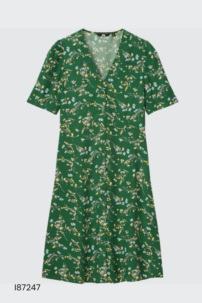 I8724711842-Váy xanh UNIQLO họa tiết hoa nhí