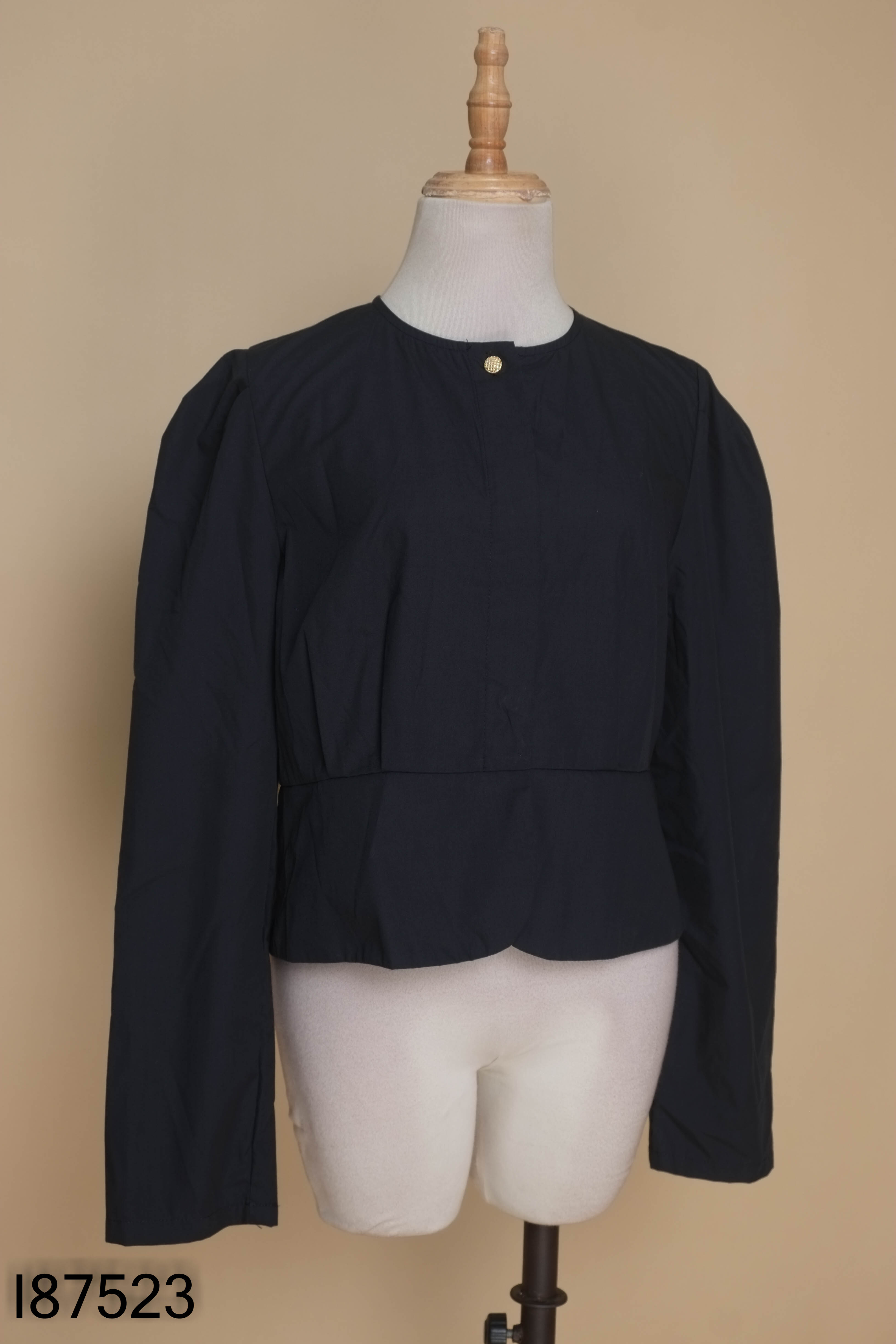 Áo sơ mi MIXXO đen
