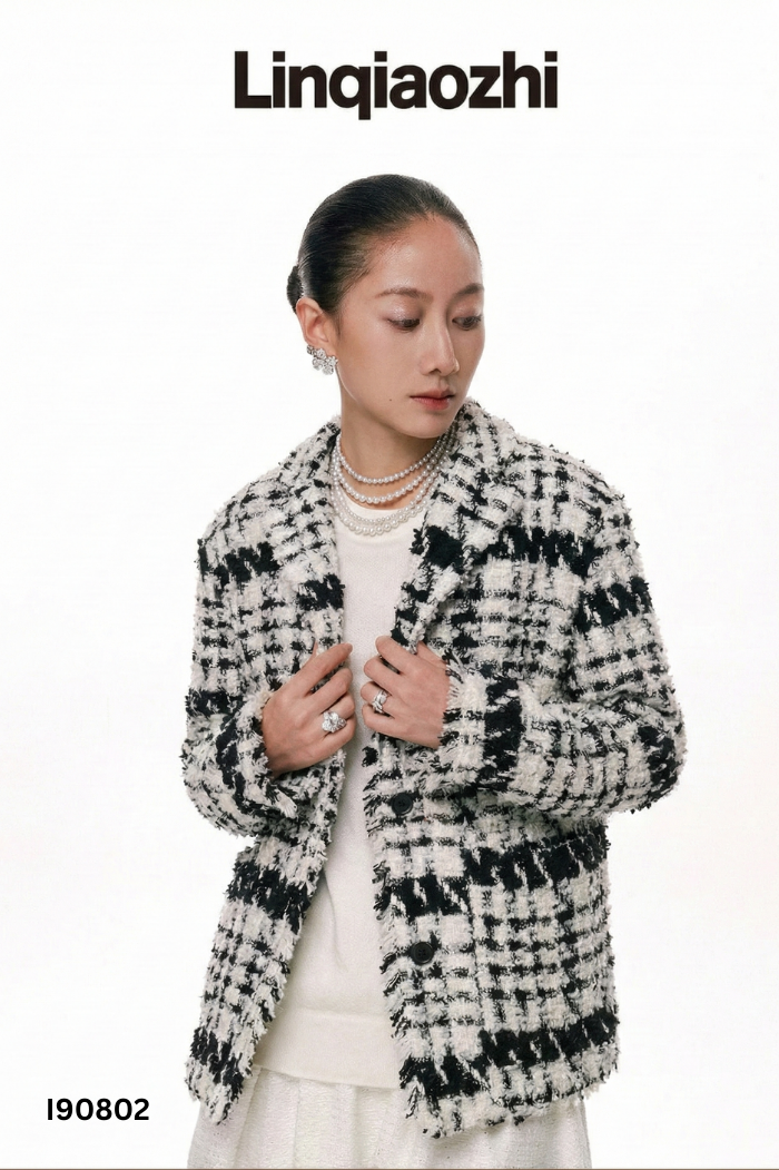 Áo khoác dạ len trắng đen cổ vest