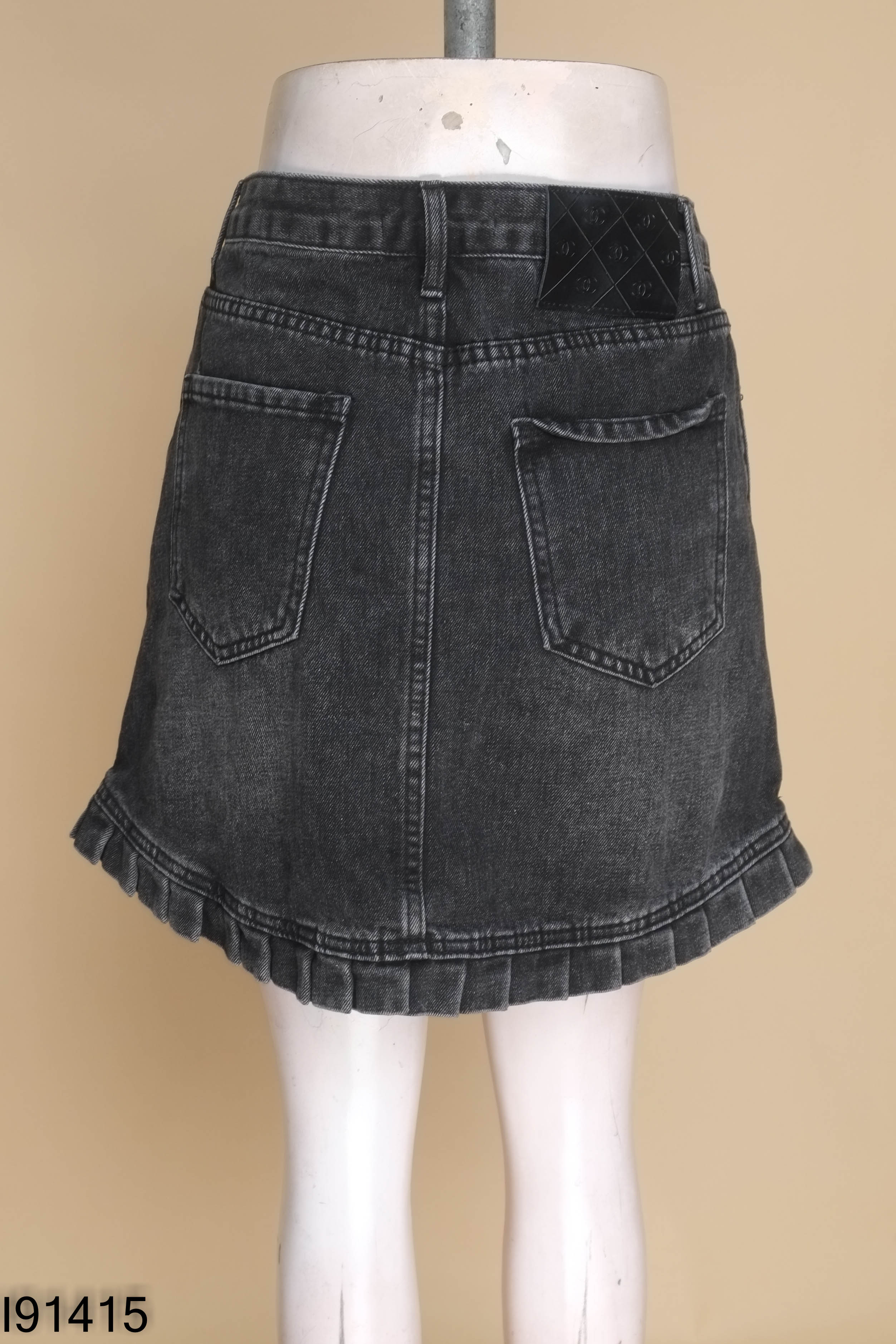Chân váy jeans xám đen