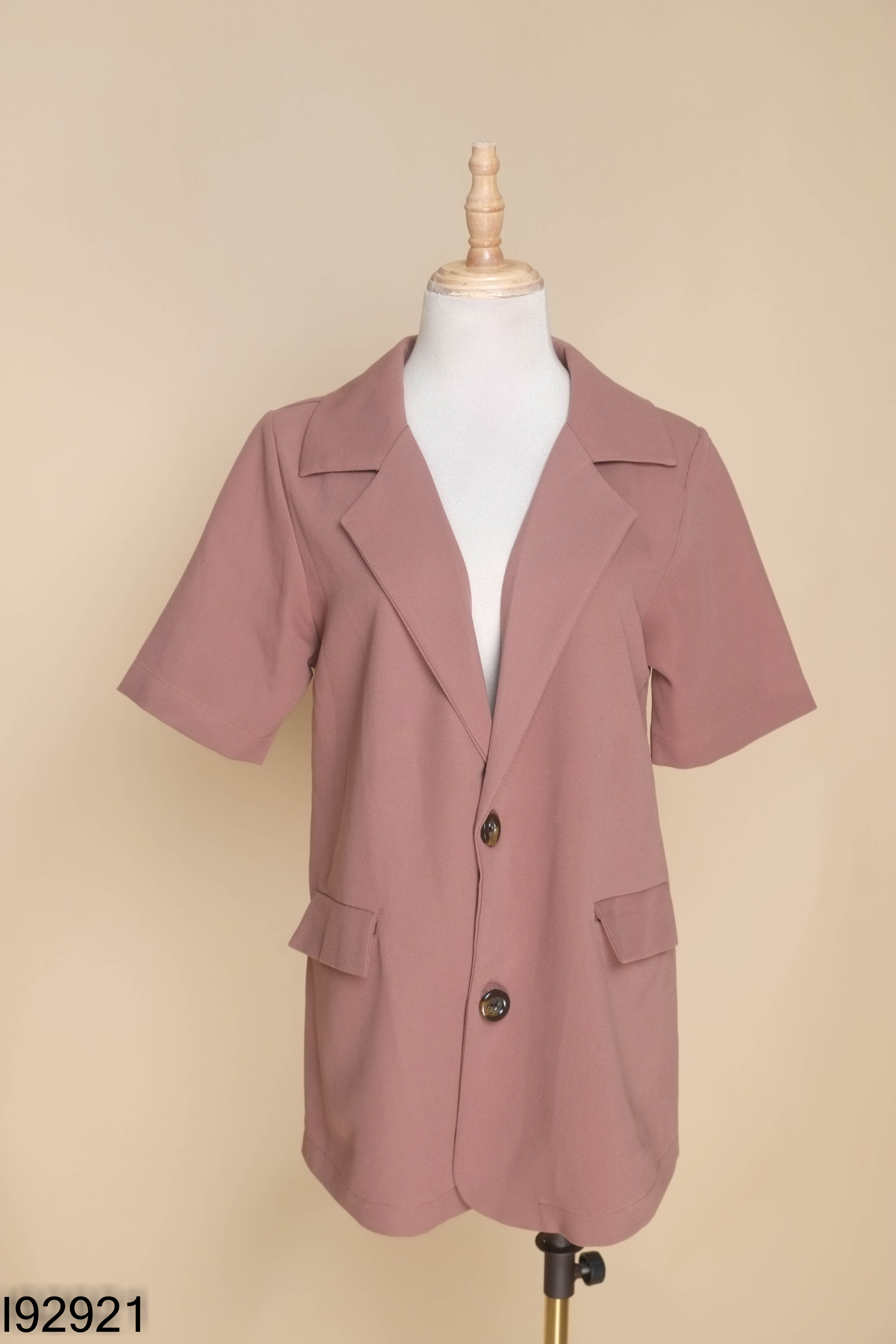Áo blazers nâu trơn tay cộc