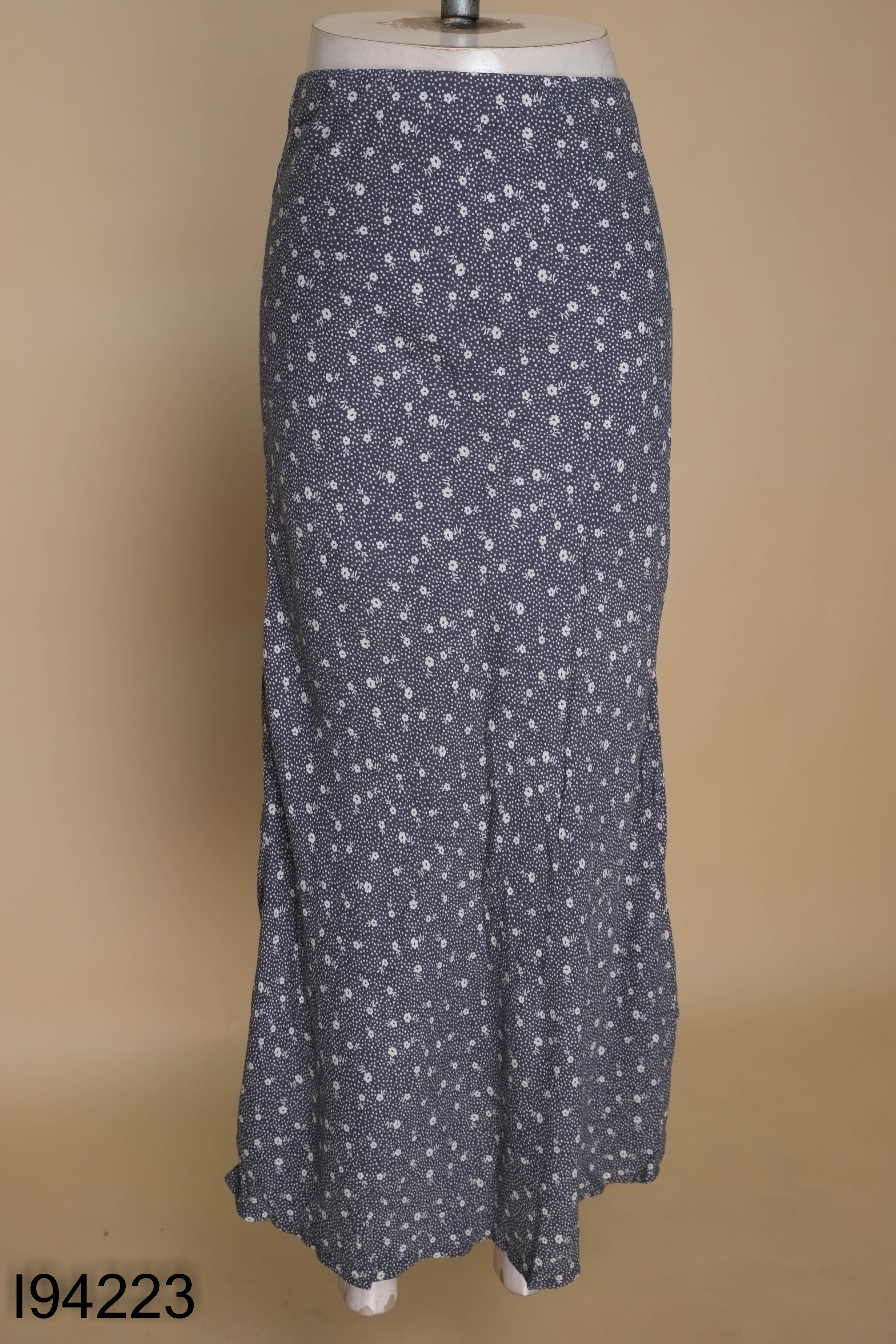 Chân váy COTTON ON xanh hoa
