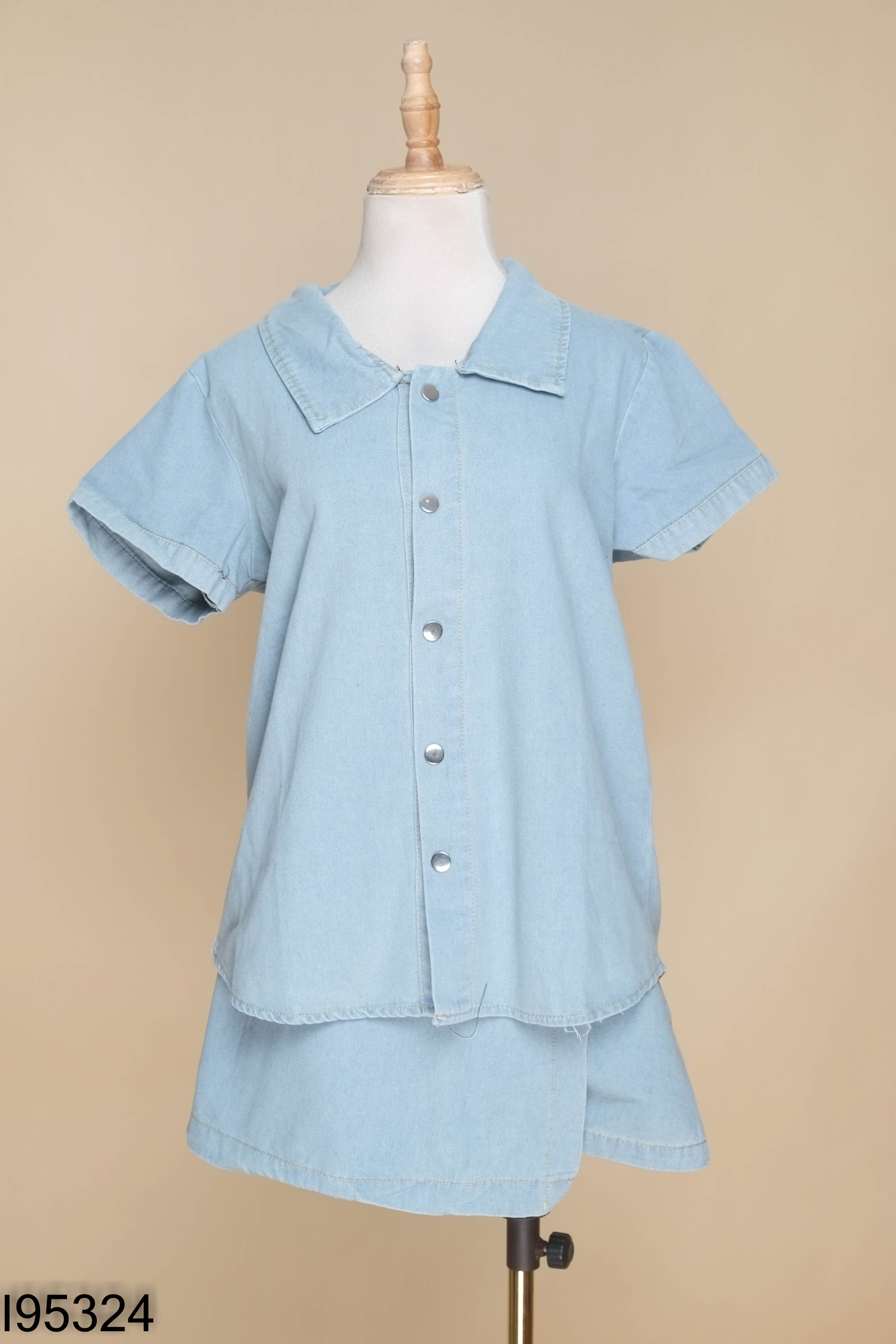 NEWTAG Set jeans xanh áo + chân váy