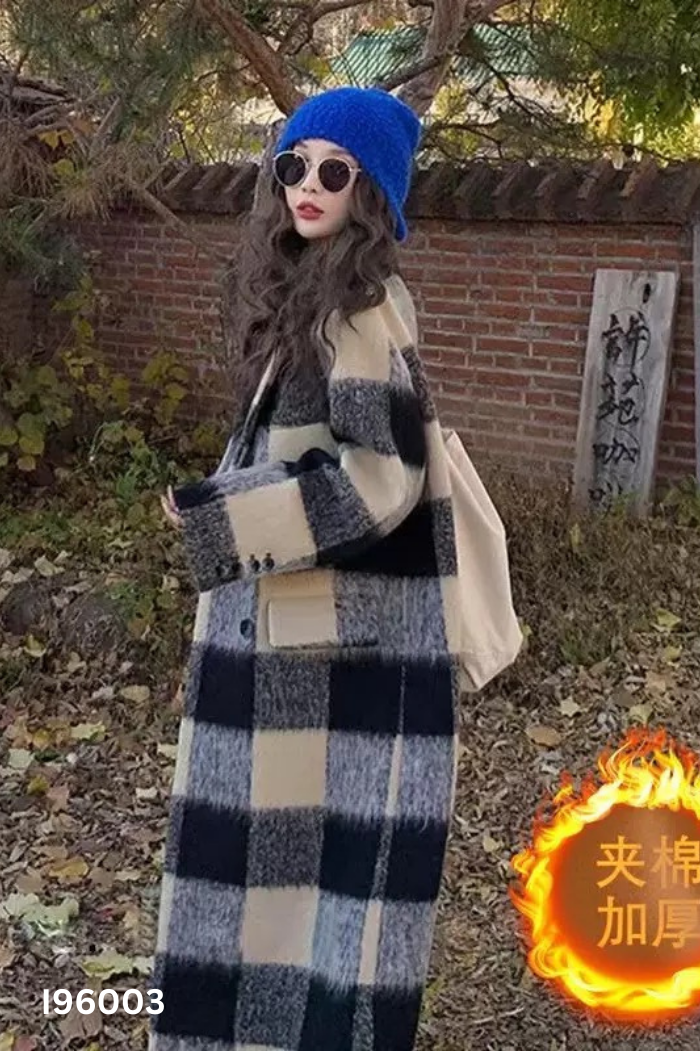Áo khoác dạ đen caro be