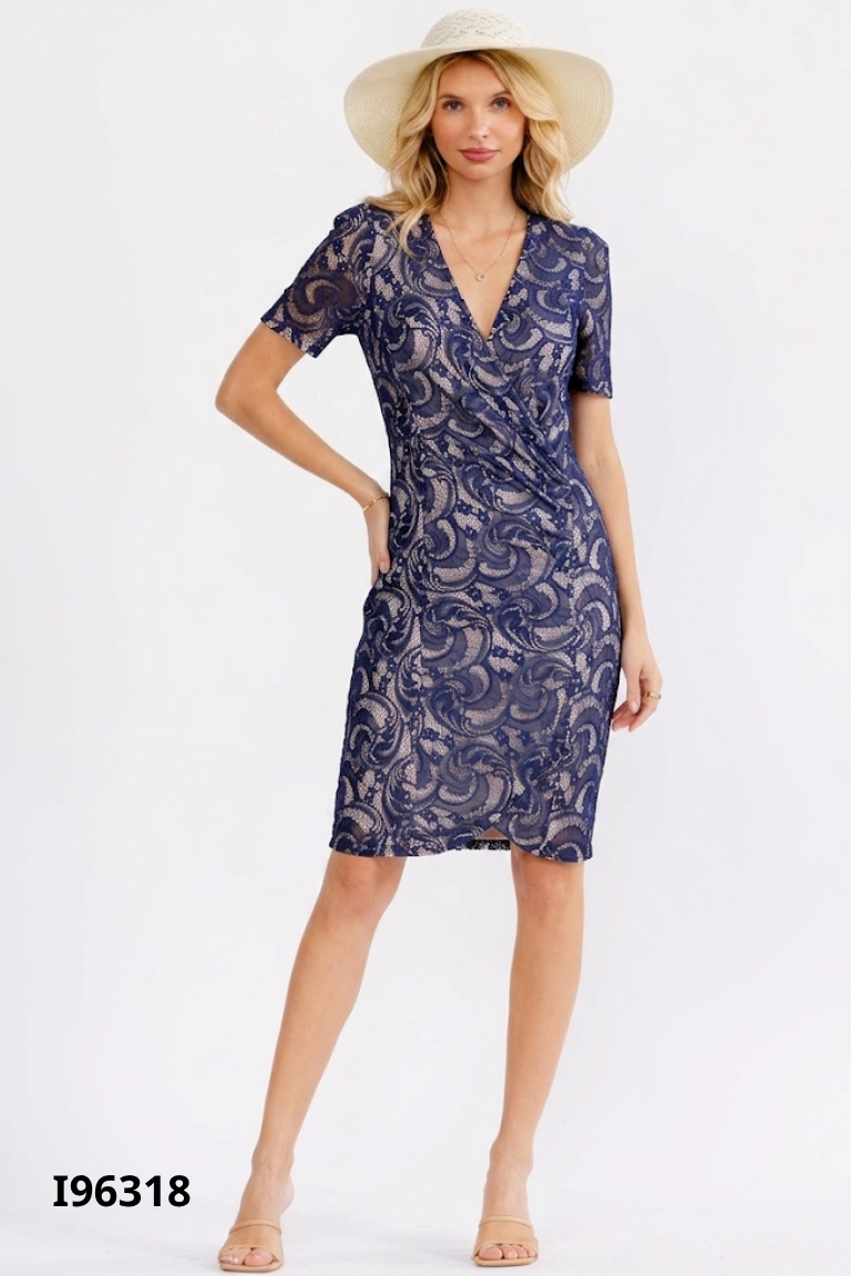 Váy MISSGUIDED lưới xanh